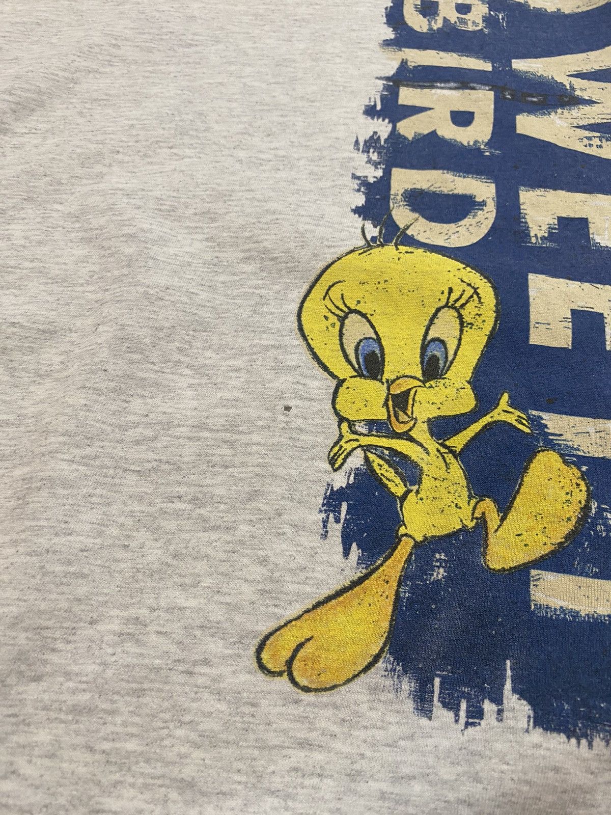 Vintage Vintage Warner Bros. 90’s tweety bird y2k aop t shirt Size US XL / EU 56 / 4 - 9 Thumbnail