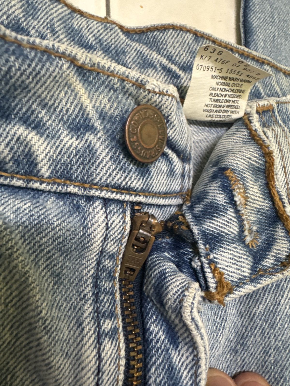 Levi's × Levi's Vintage Clothing × Vintage Vintage 90s Levi's 550 Relaxed Fit Alter Jeans Size US 26 / EU 42 - 17 Thumbnail