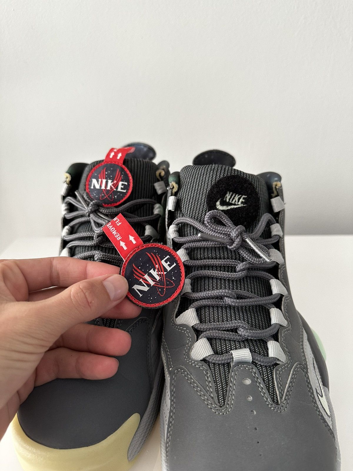 Nike Nike Flight One NRG 2011 Size US 10 / EU 43 - 4 Thumbnail