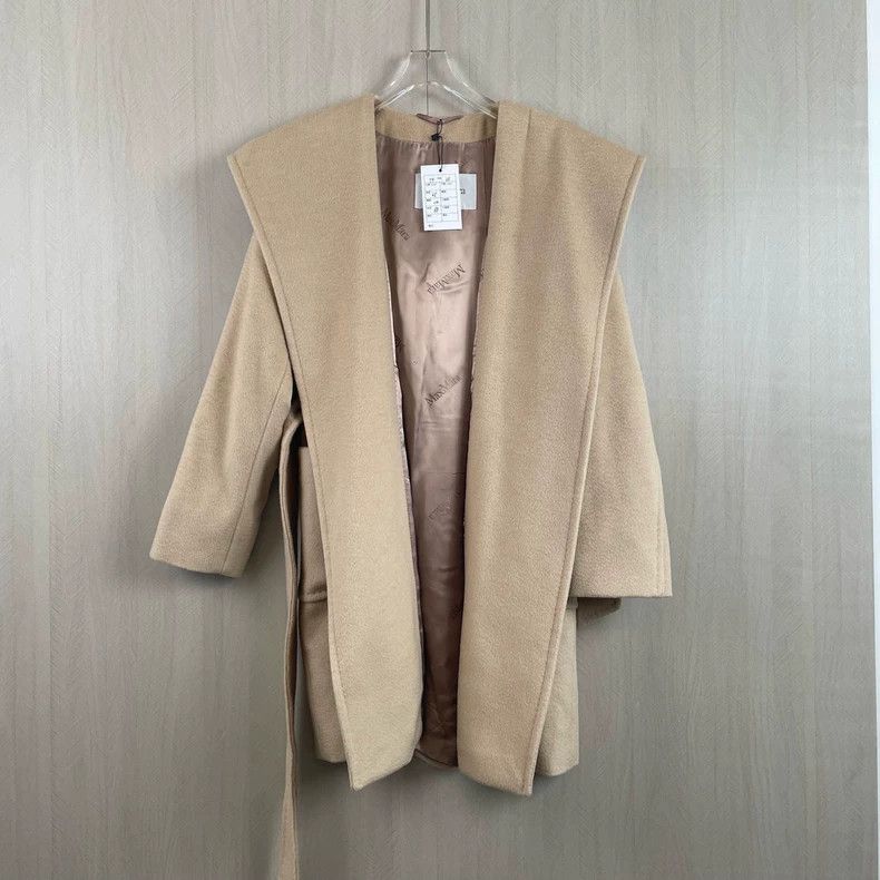 Max Mara Max Mara Classic Bathrobe Jacket Size M / US 6-8 / IT 42-44 - 1 Thumbnail