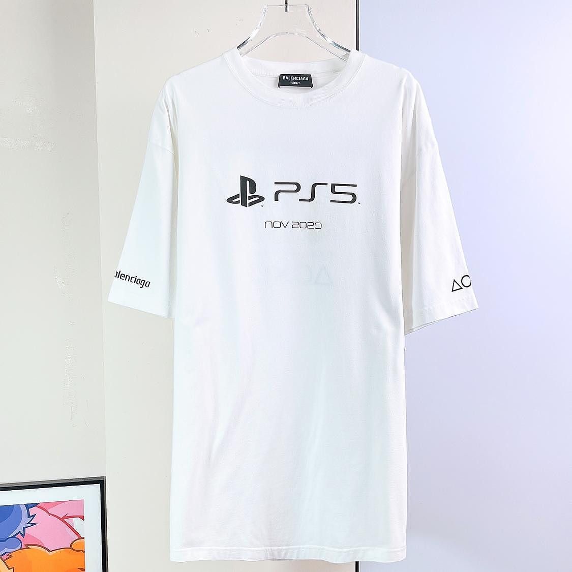 Balenciaga Balenciaga x PlayStation PS5 Graphic T-Shirt Size XS Size US XS / EU 42 / 0 - 1 Thumbnail