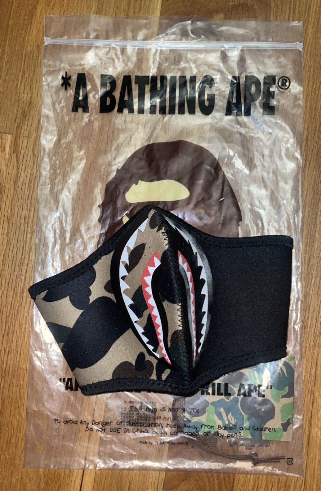 Bape Bape 1st Camo Shark Mask Size ONE SIZE - 2 Thumbnail