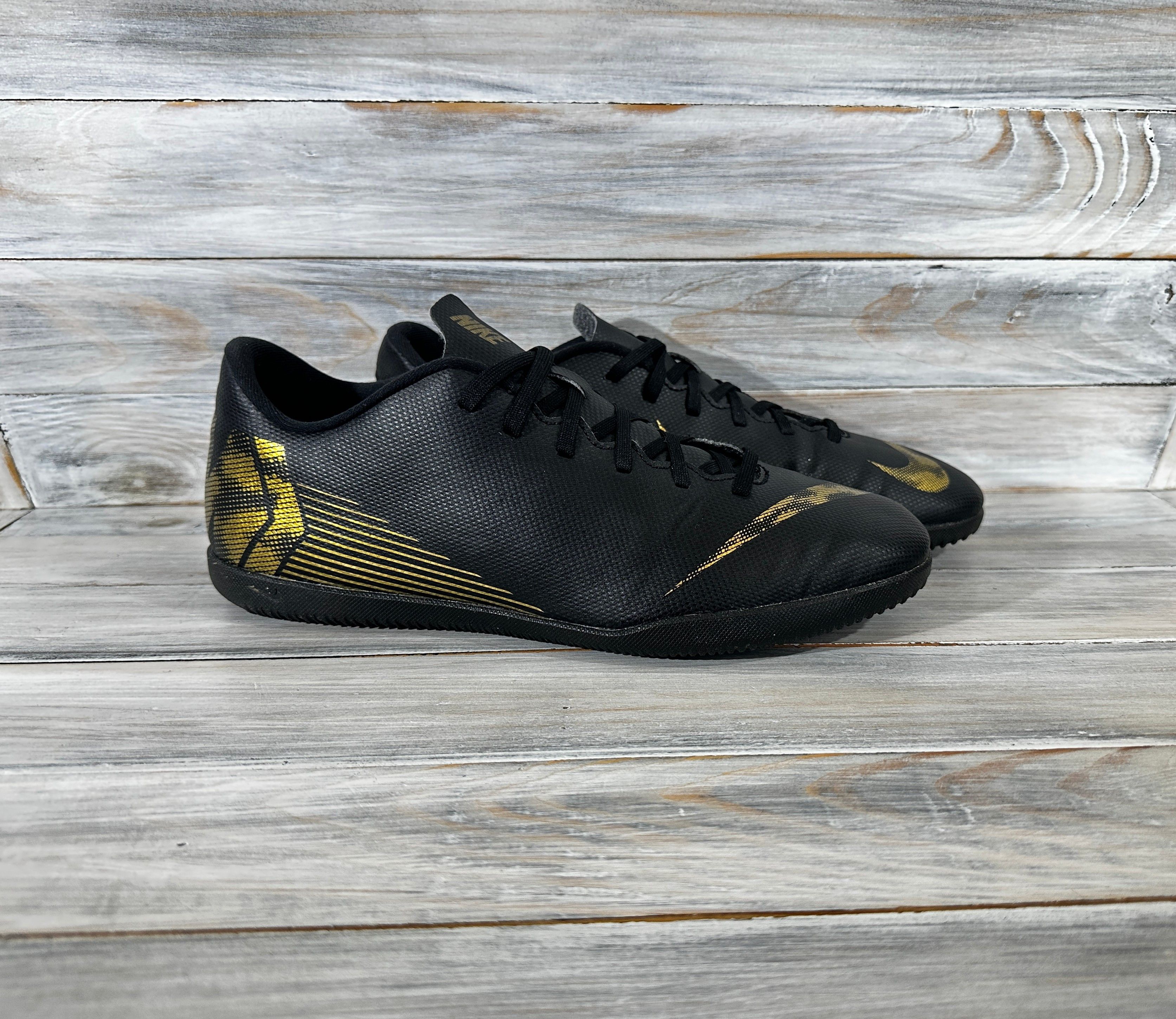 Nike Nike Vapor 12 Club IC Men's Football Futsal Shoes Black Gold Size US 8 / EU 41 - 1 Thumbnail