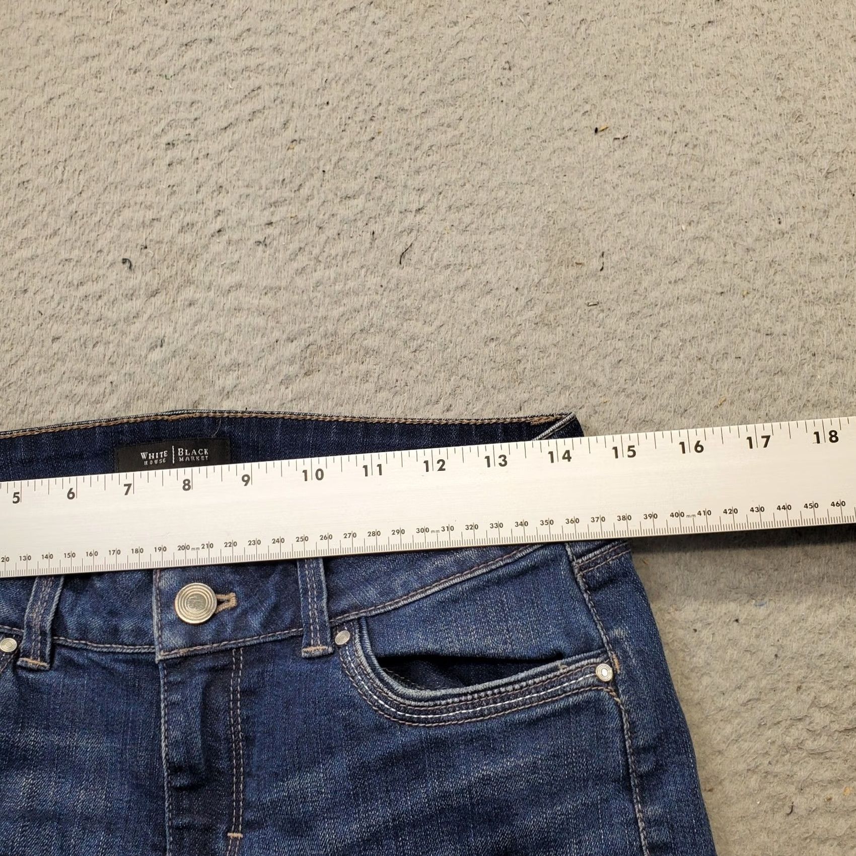 White House Black Market White House Black Market Jeans Women 2 Blue Denim Stretch Slim Crop Straight Leg Size 26" / US 2 / IT 38 - 6 Thumbnail