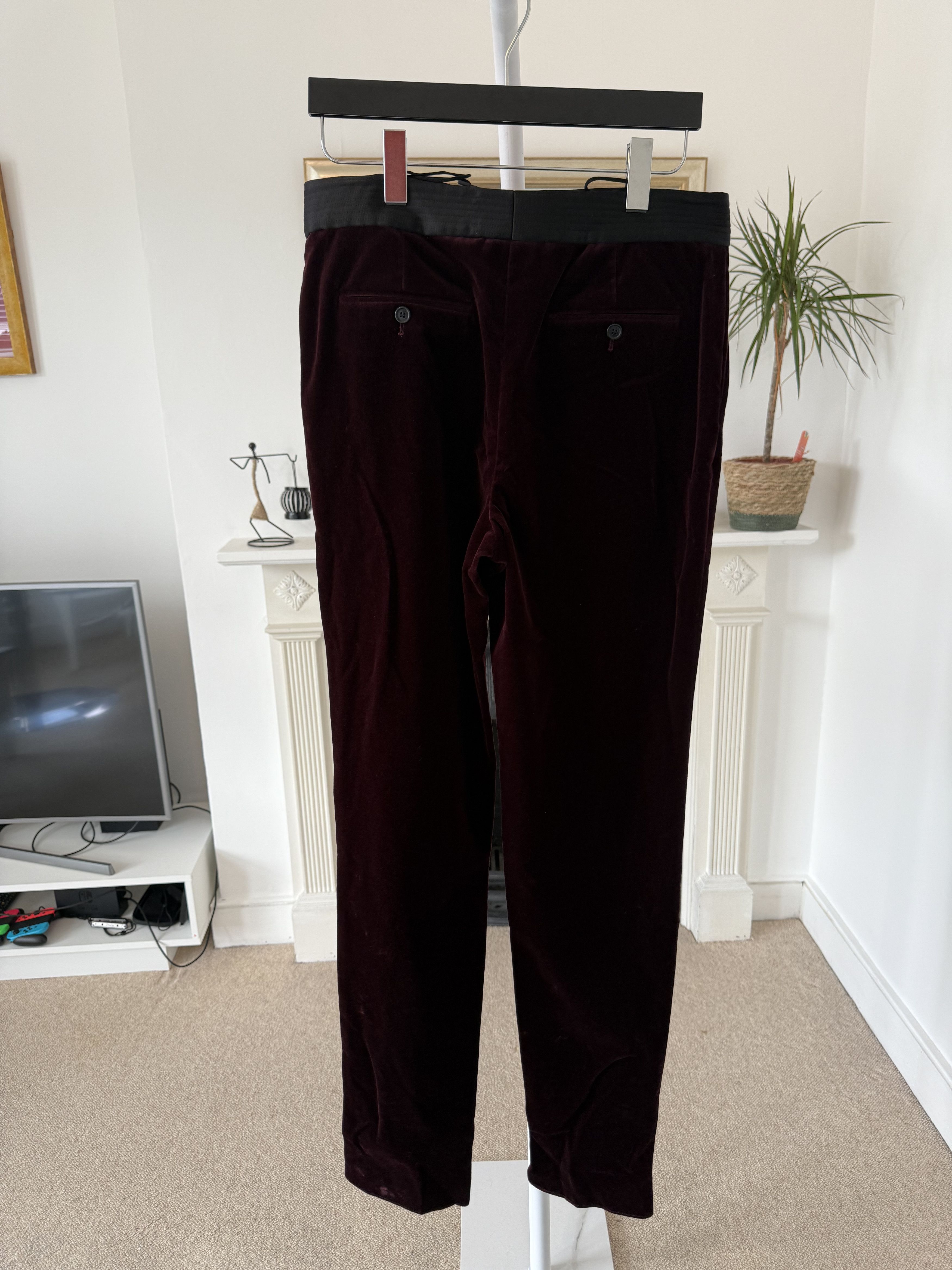 Saint Laurent Paris FW22' Saint Laurent Carrot-fit Velvet Pants Size US 30 / EU 46 - 10 Thumbnail