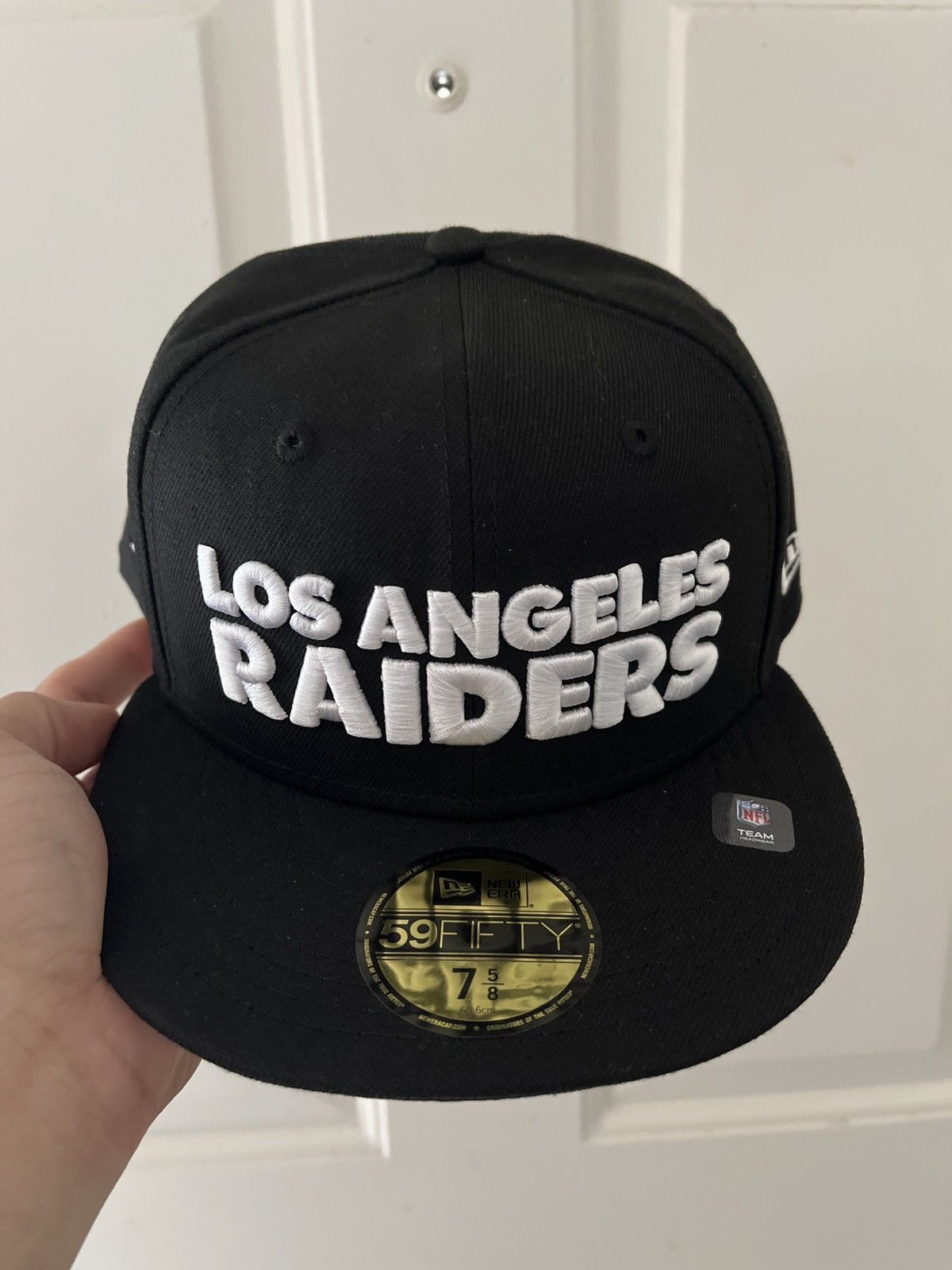 image of Los Angeles Raiders 7 5/8 59Fifty Restricted New Era Nfl in Black, Men's