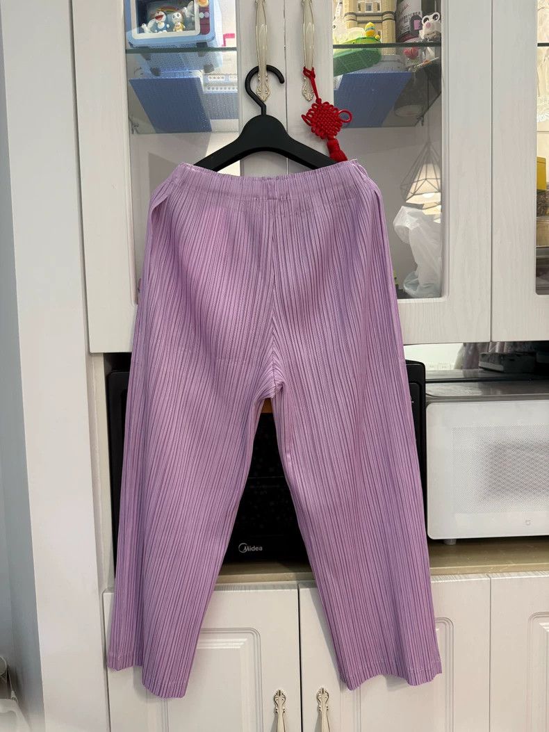 Issey Miyake Issey Miyake size:2 Purple pleated straight-leg trousers Size 31" - 5 Thumbnail