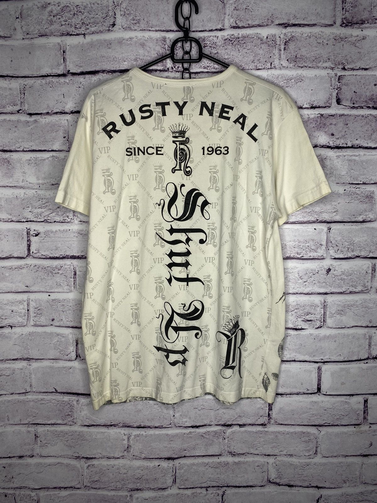 Vintage Men's Vibtage T-Shirt avant Gard Rusty Neal overprint logo Size US XL / EU 56 / 4 - 11 Thumbnail
