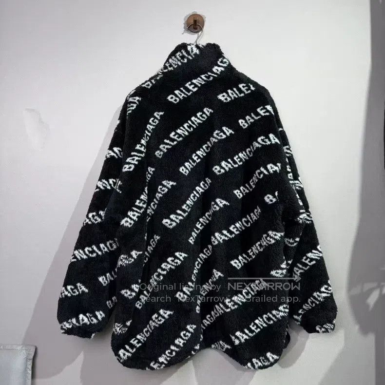 Balenciaga Balenciaga Black and White Teddy Fleece Jacket Size XXS / US 00 / IT 34 - 2 Thumbnail