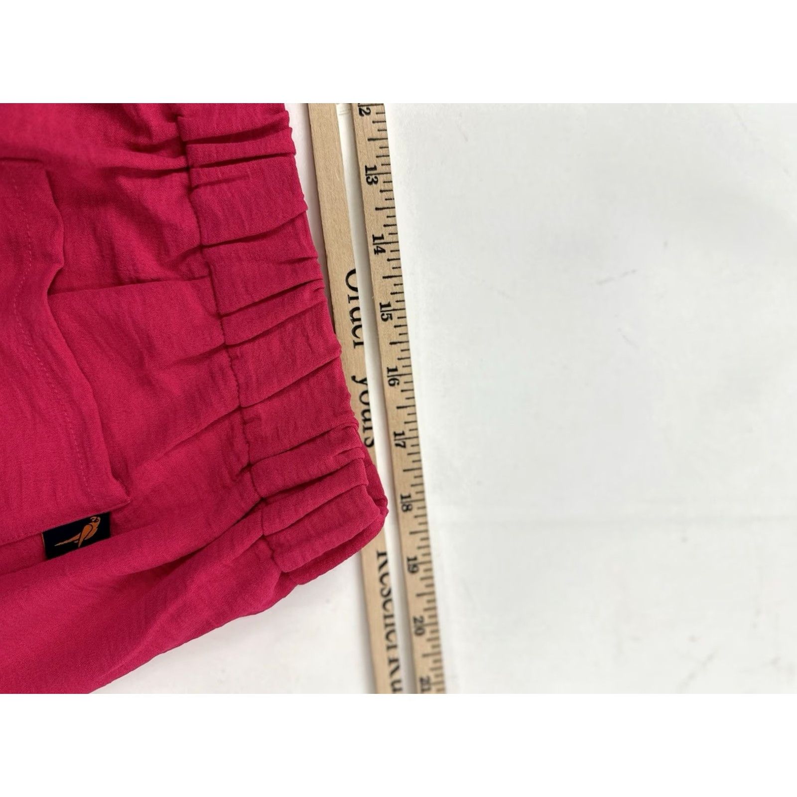 Vintage Margaritaville Island Reserve Shorts Women’s XL Pink Crinkle Lightweight Elastic Waist Pockets Logo Back Hip Casual with 5" Inseam Size 40" / US 18 - 8 Thumbnail