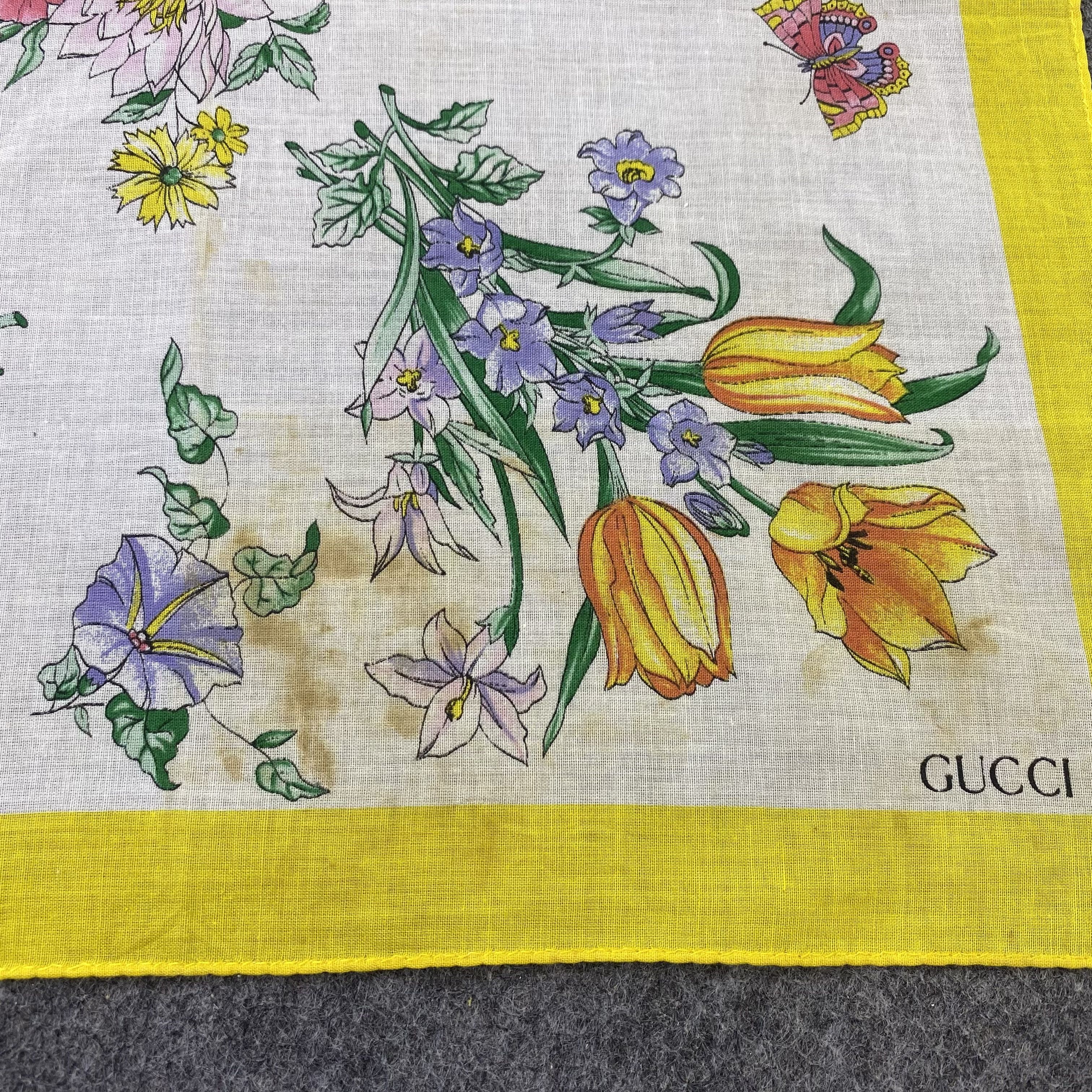 Vintage Gucci Handkerchief Neckerchief Bandana-B2080 Size ONE SIZE - 8 Thumbnail