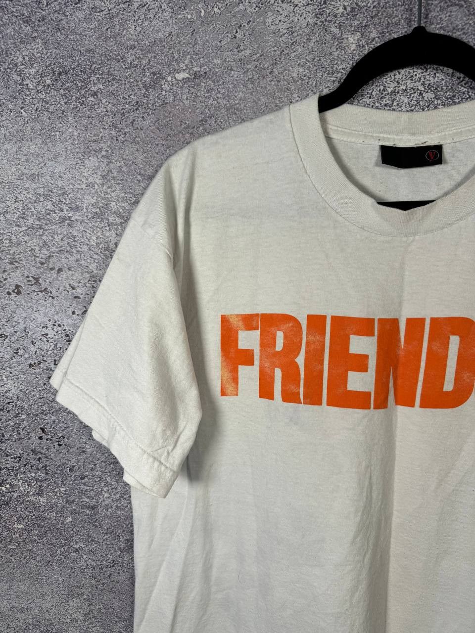 Vetements Vintage Vlone Friends Graphic Logo T-Shirt Large Size US L / EU 52-54 / 3 - 5 Thumbnail