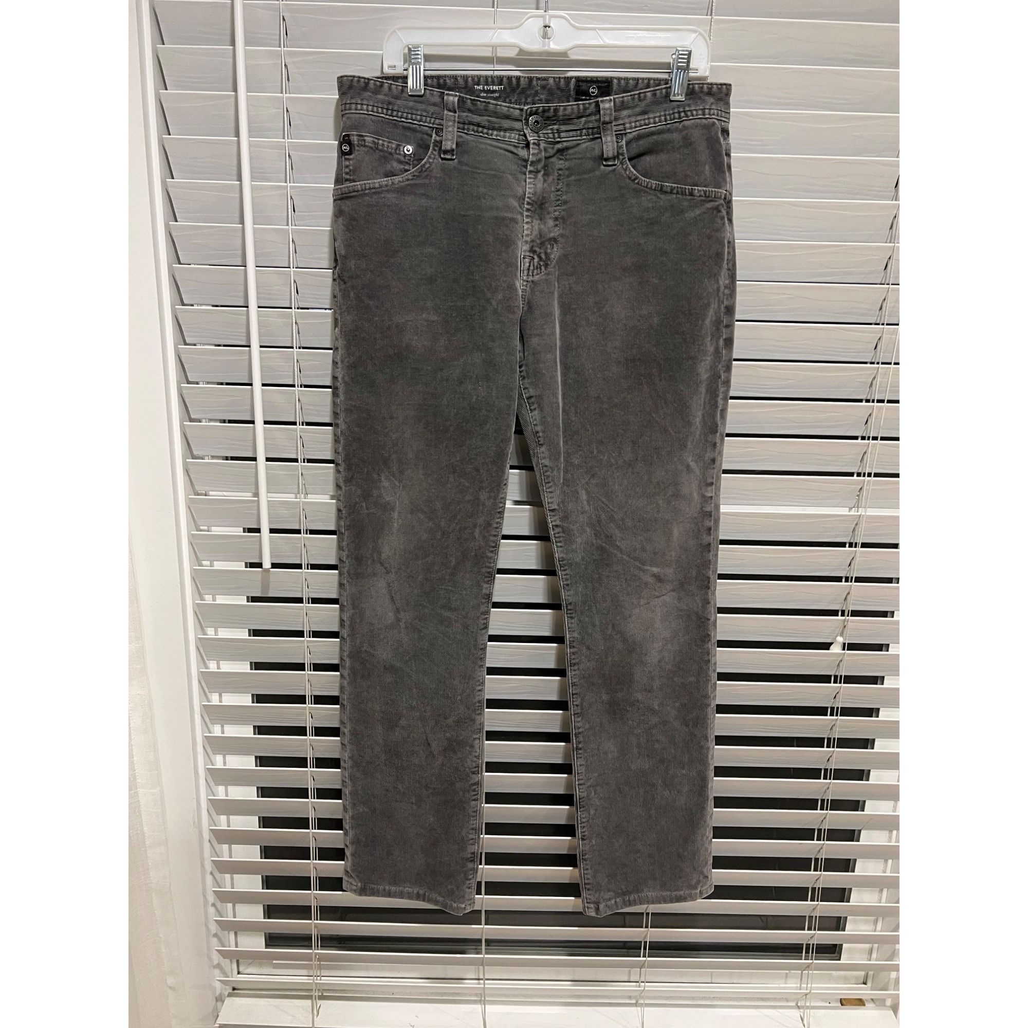 AG Adriano Goldschmied AG Adriano Goldschmied The Everett Slim Straight Gray Cordur Size US 32 / EU 48 - 1 Thumbnail