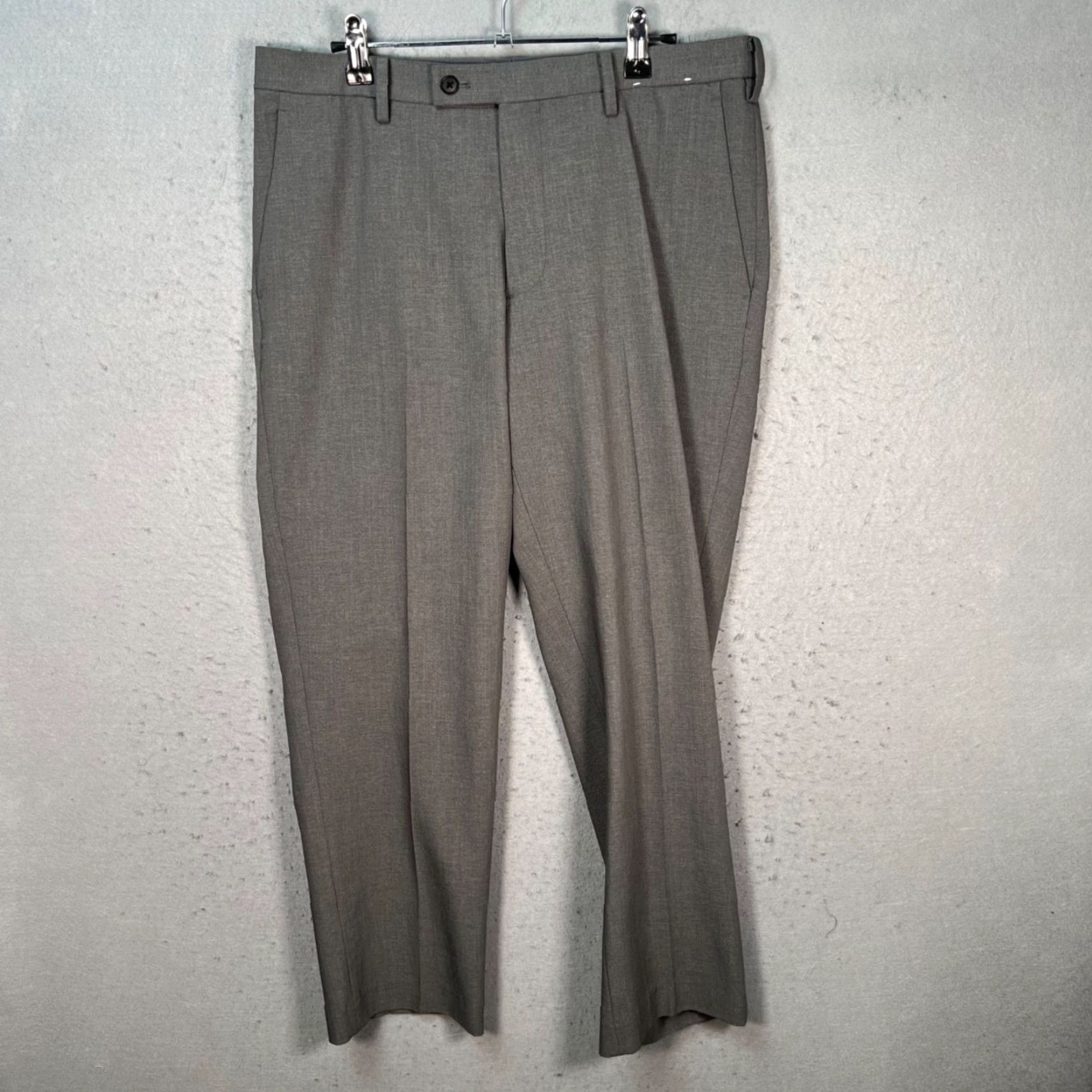 Uniqlo Mens 32 x 29 Gray Dress Pants Straight Leg Office Wear Shirt Pants  Mens Regular 32 Gray Dress Pants Straight Leg Bagged? - www.bongoclub.cl