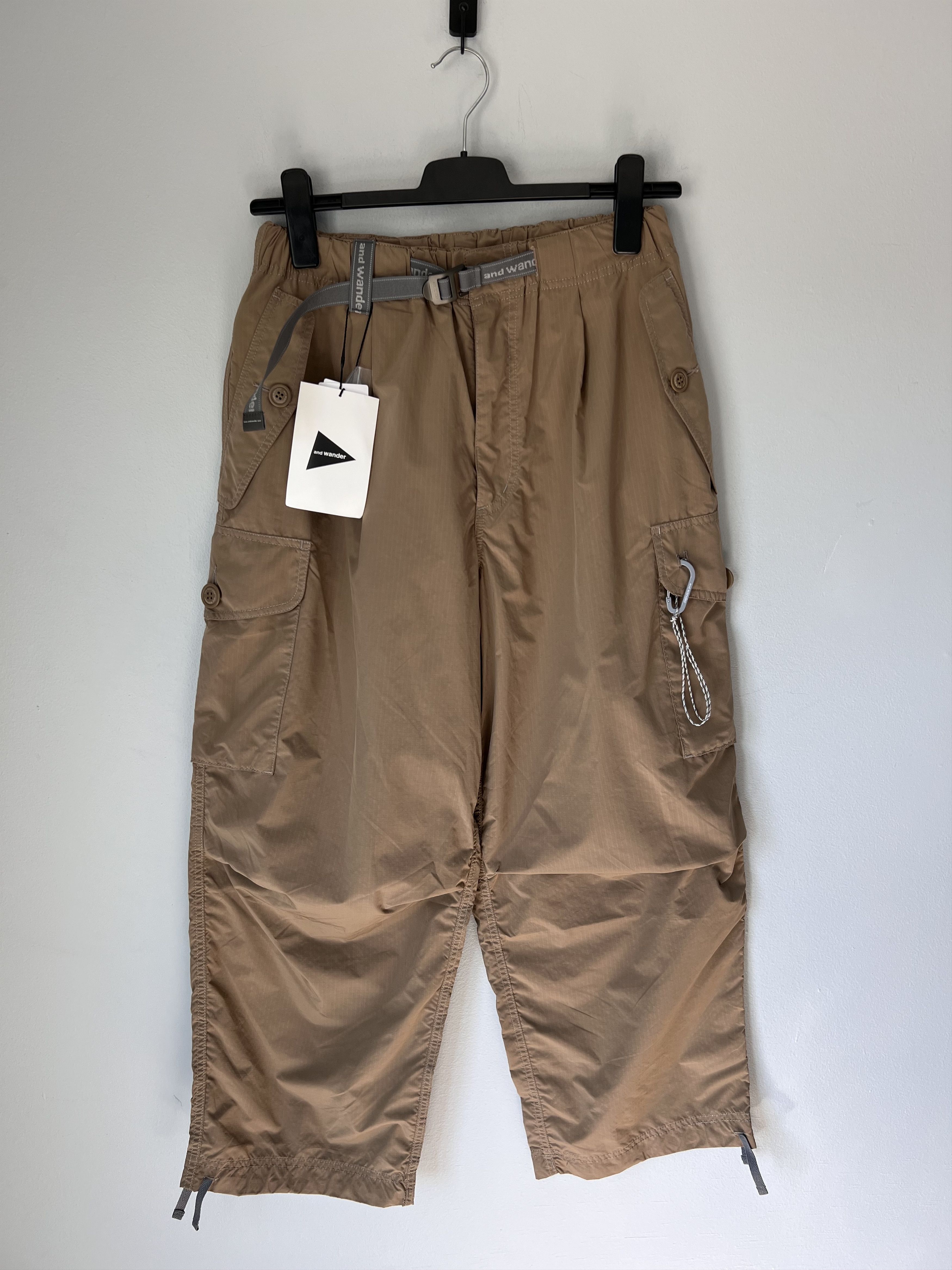 And Wander and Wander Oversized Cargo Pants in Beige Size US 32 / EU 48 - 1 Thumbnail