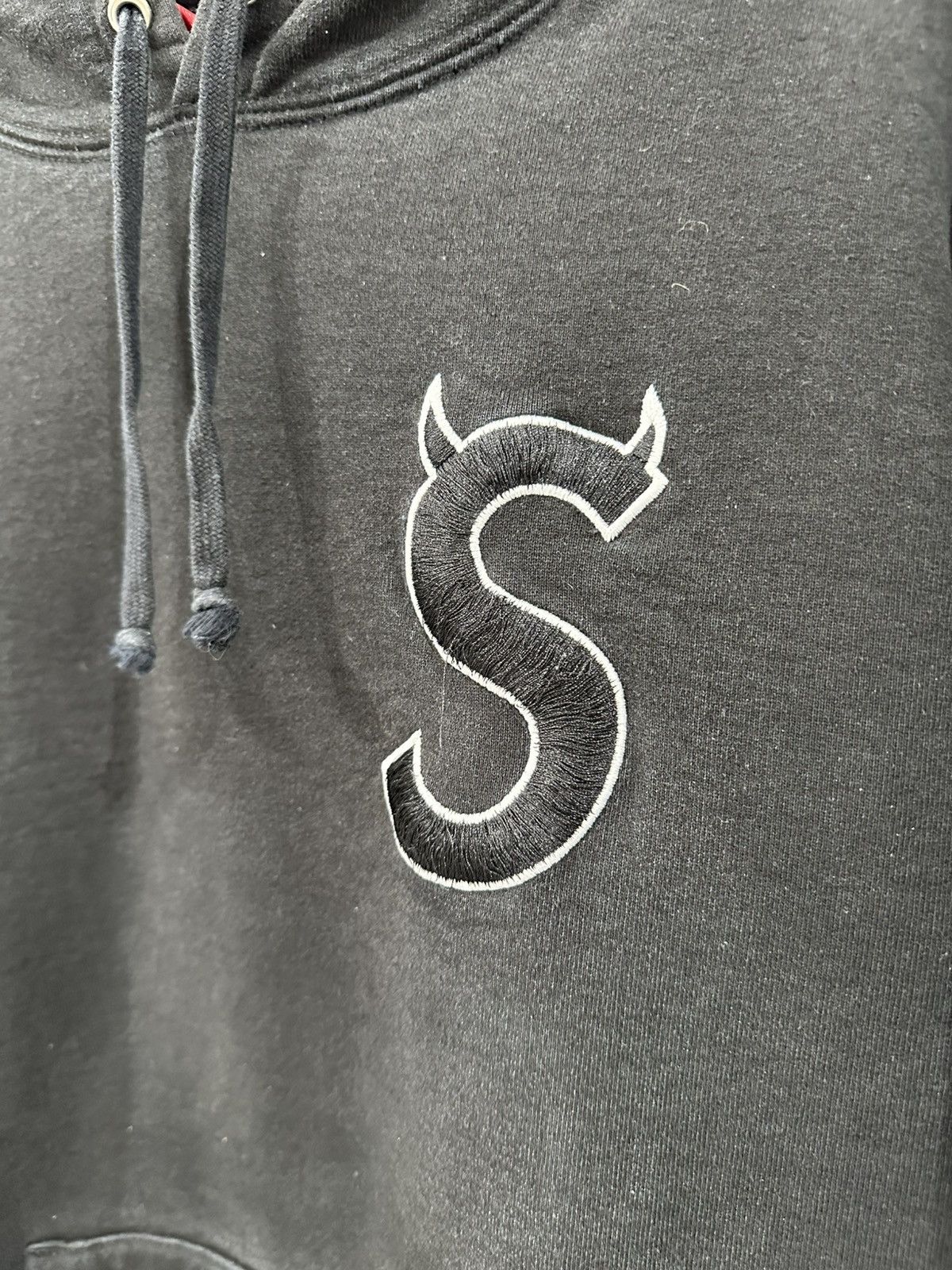 Supreme Supreme Devil S Logo Hoodie Size US L / EU 52-54 / 3 - 2 Thumbnail
