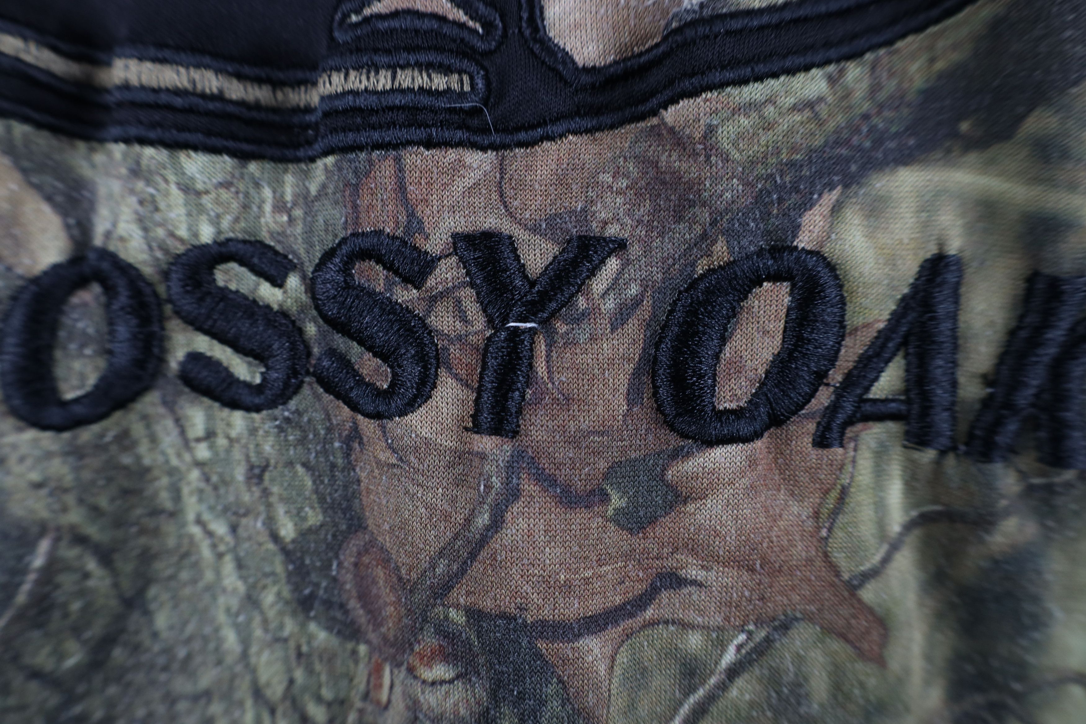 Vintage Vintage Y2K Streetwear Camouflage Hoodie Sweatshirt Size US XL / EU 56 / 4 - 5 Thumbnail