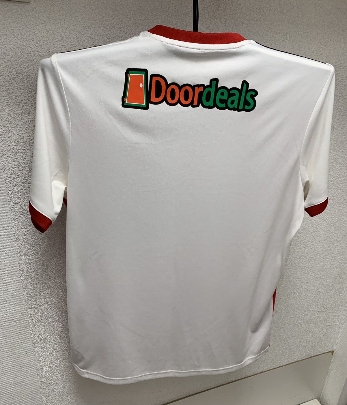 Adidas Sheffield United adidas soccer jersey M sz ramsdens Size US M / EU 48-50 / 2 - 8 Thumbnail