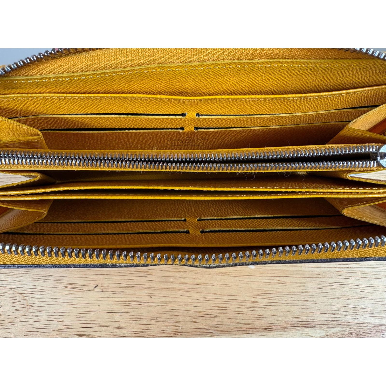 Louis Vuitton Authentic Louis Vuitton Yellow Epi Zippy Zip Around Wallet Size ONE SIZE - 6 Thumbnail