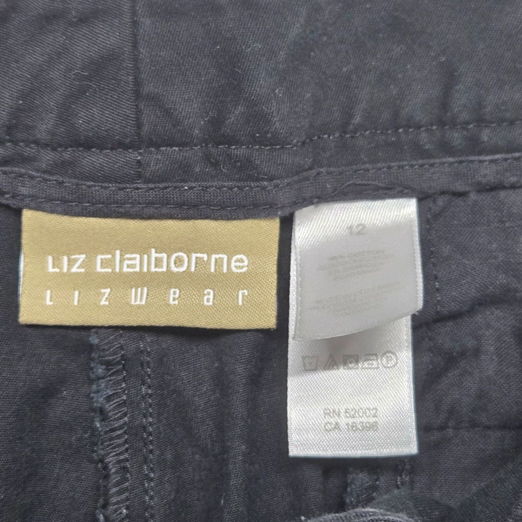 Liz Claiborne Liz Claiborne Pants Dress Black Solid Flat Front Straight Regular Size 12 Womens Size 34" / US 12 / IT 48 - 2 Thumbnail