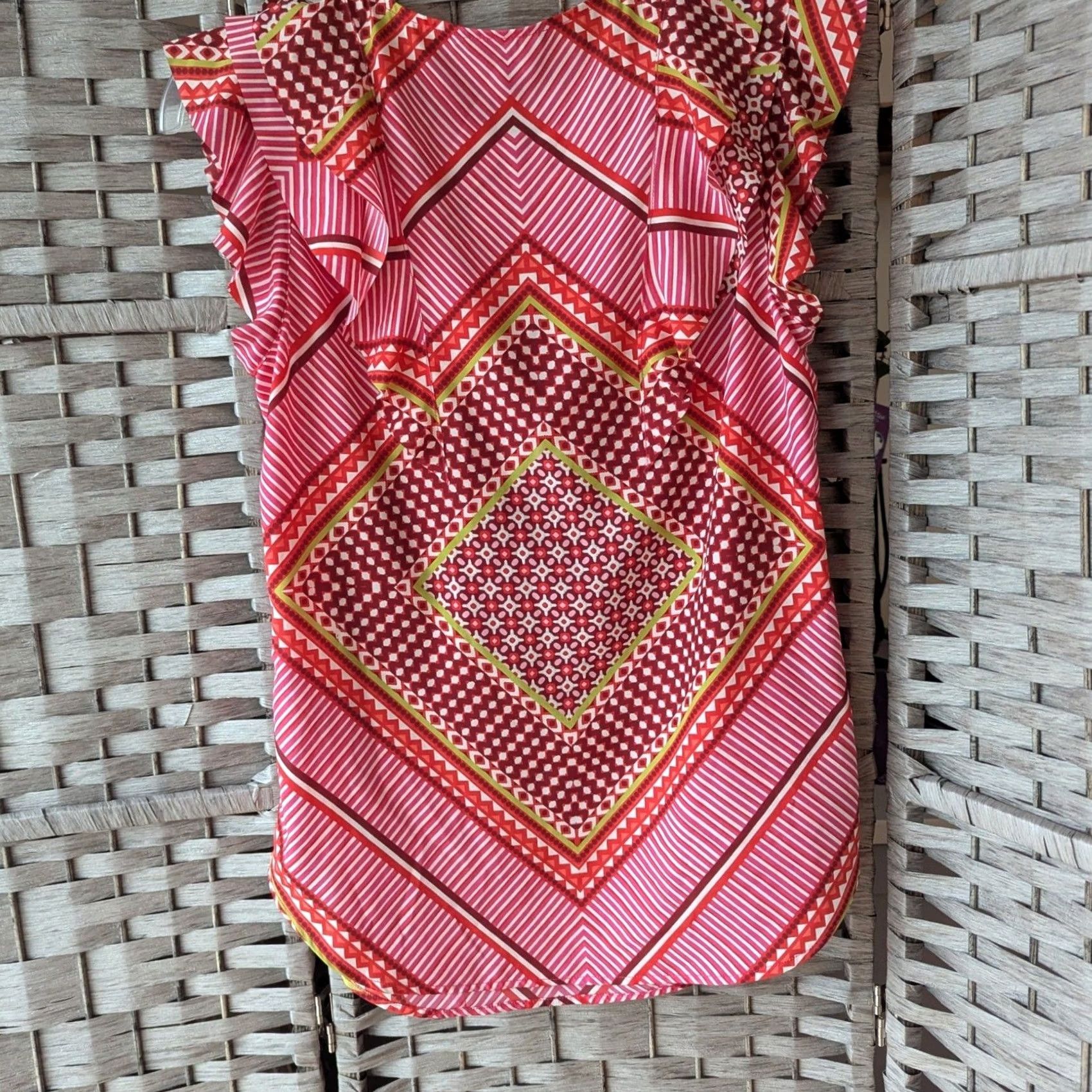 Banana Republic Banana Republic Blouse Top V-Neck Sleeveless Geometric Ruffle Multicolor Red Pink Sz S Womens Size S / US 4 / IT 40 - 5 Thumbnail