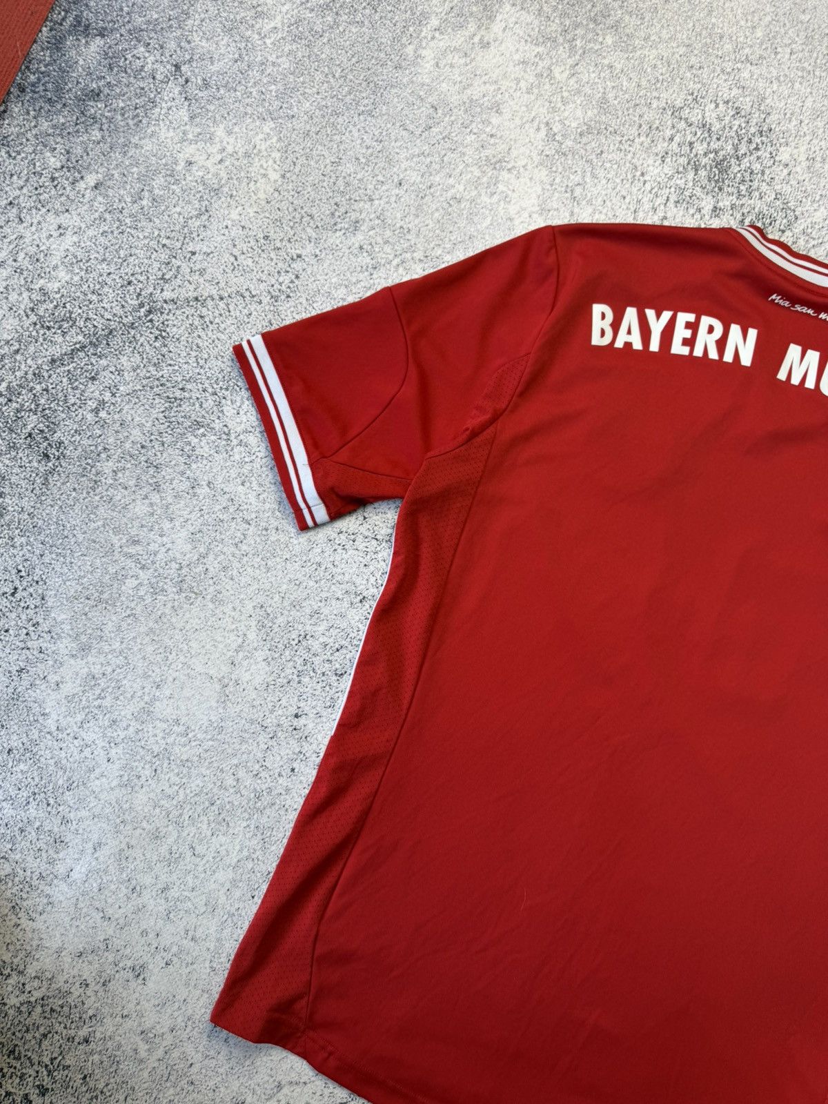 Vintage BAYERN MUNICH 2013 HOME FOOTBALL SHIRT MENS ADIDAS JERSEY Size US M / EU 48-50 / 2 - 17 Thumbnail