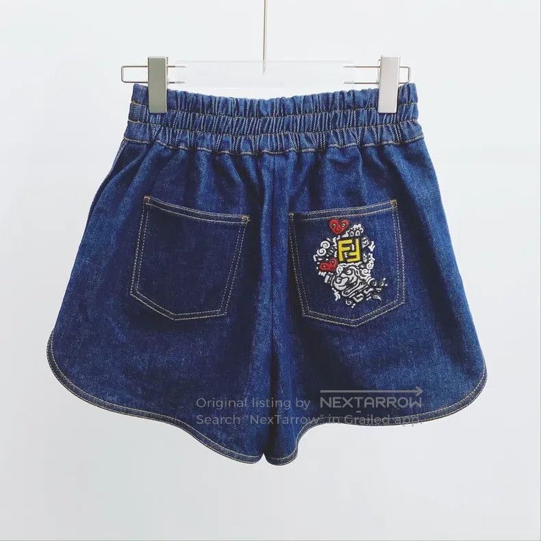 Fendi Fendi Vintage blue denim shorts with logo Size 24" / US 00 / IT 34 - 1 Thumbnail