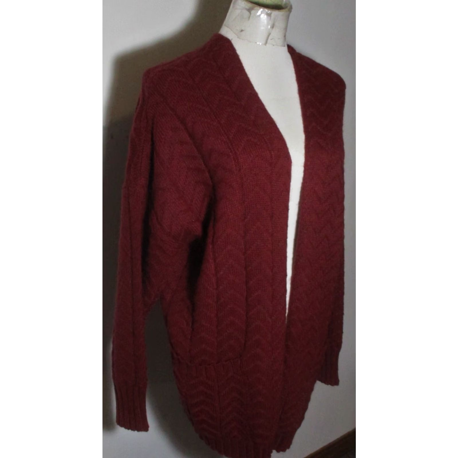 Vintage Chiaramente Burgundy Cardigan Wrap Sweater M Women Cardigan Burgundy All Seasons Wool Blend Long Sleeve Knit Classic Crewneck Sl Size M / US 6-8 / IT 42-44 - 3 Thumbnail