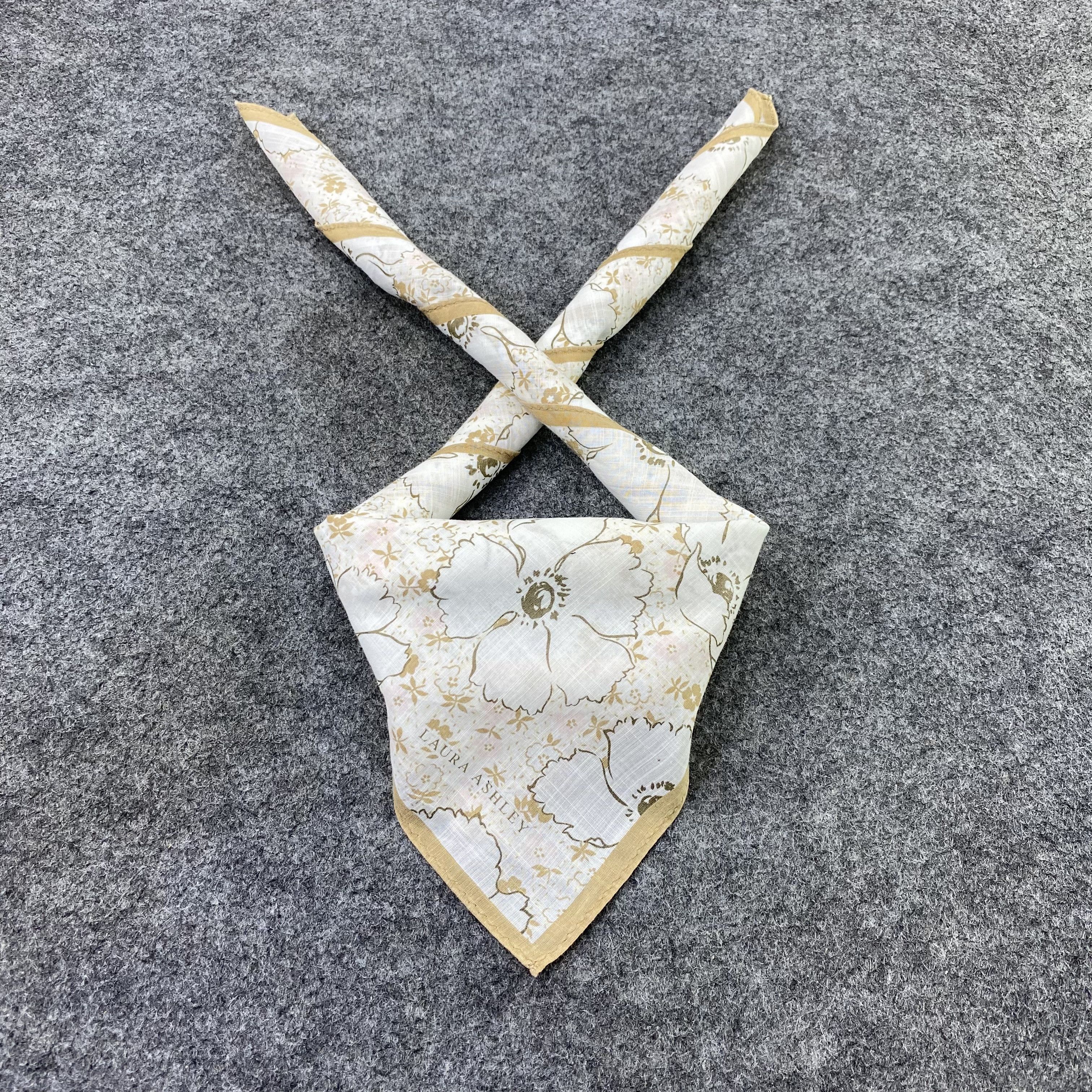 Laura Ashley Laura Ashley Handkerchief Neckerchief Bandana-B1860 Size ONE SIZE - 2 Thumbnail