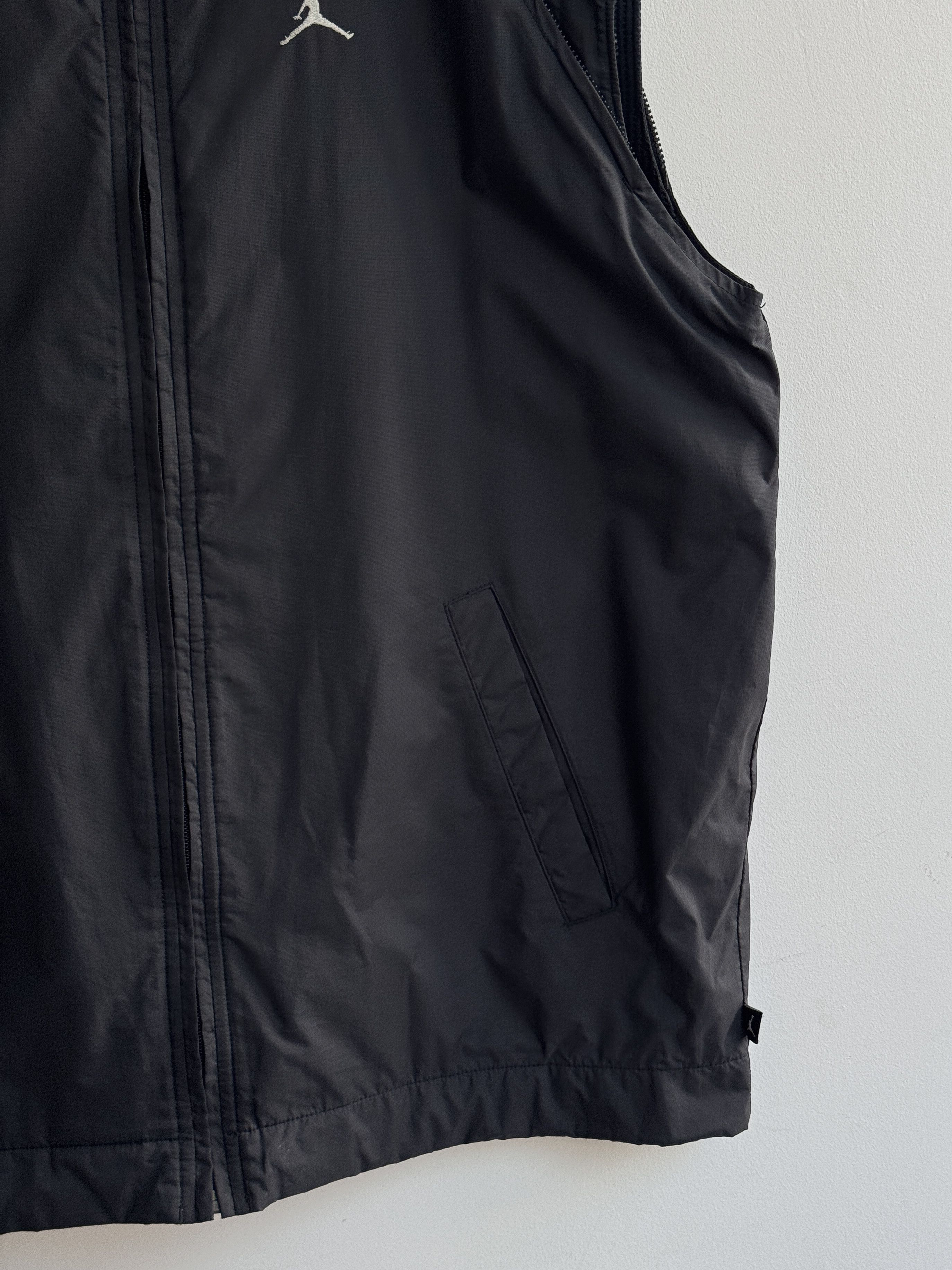 Nike Nike Jordan Nylon Vest Jacket Size US L / EU 52-54 / 3 - 5 Thumbnail