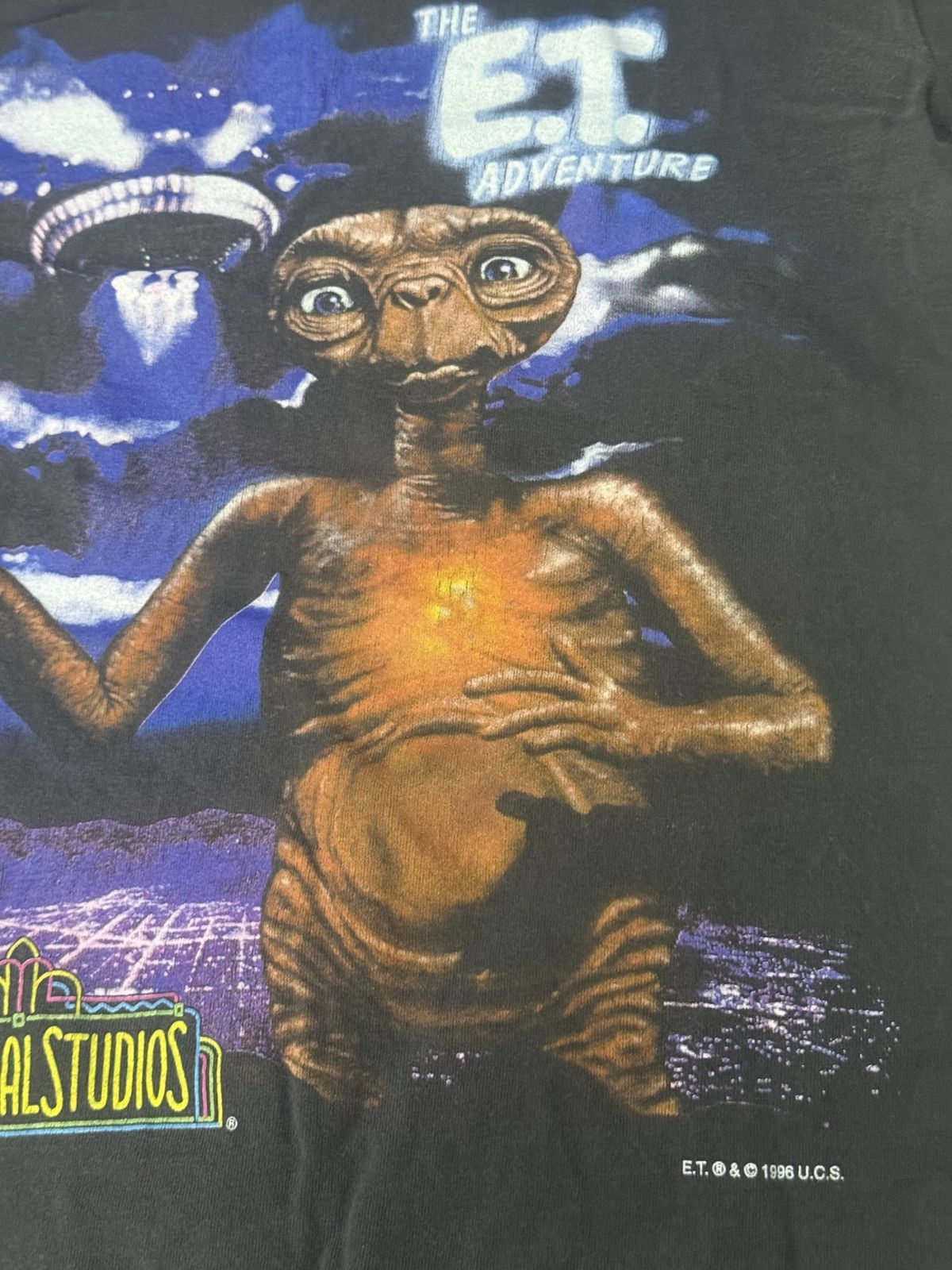 Vintage Vintage 90s E.T. Universal Studios T-Shirt Size US S / EU 44-46 / 1 - 4 Thumbnail
