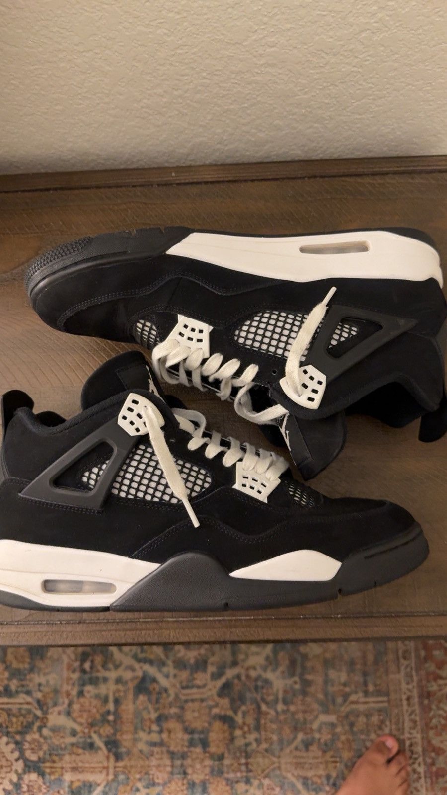 Jordan Brand Jordan 4 White Thunder Size 13 No Box Size US 13 / EU 46 - 1 Thumbnail
