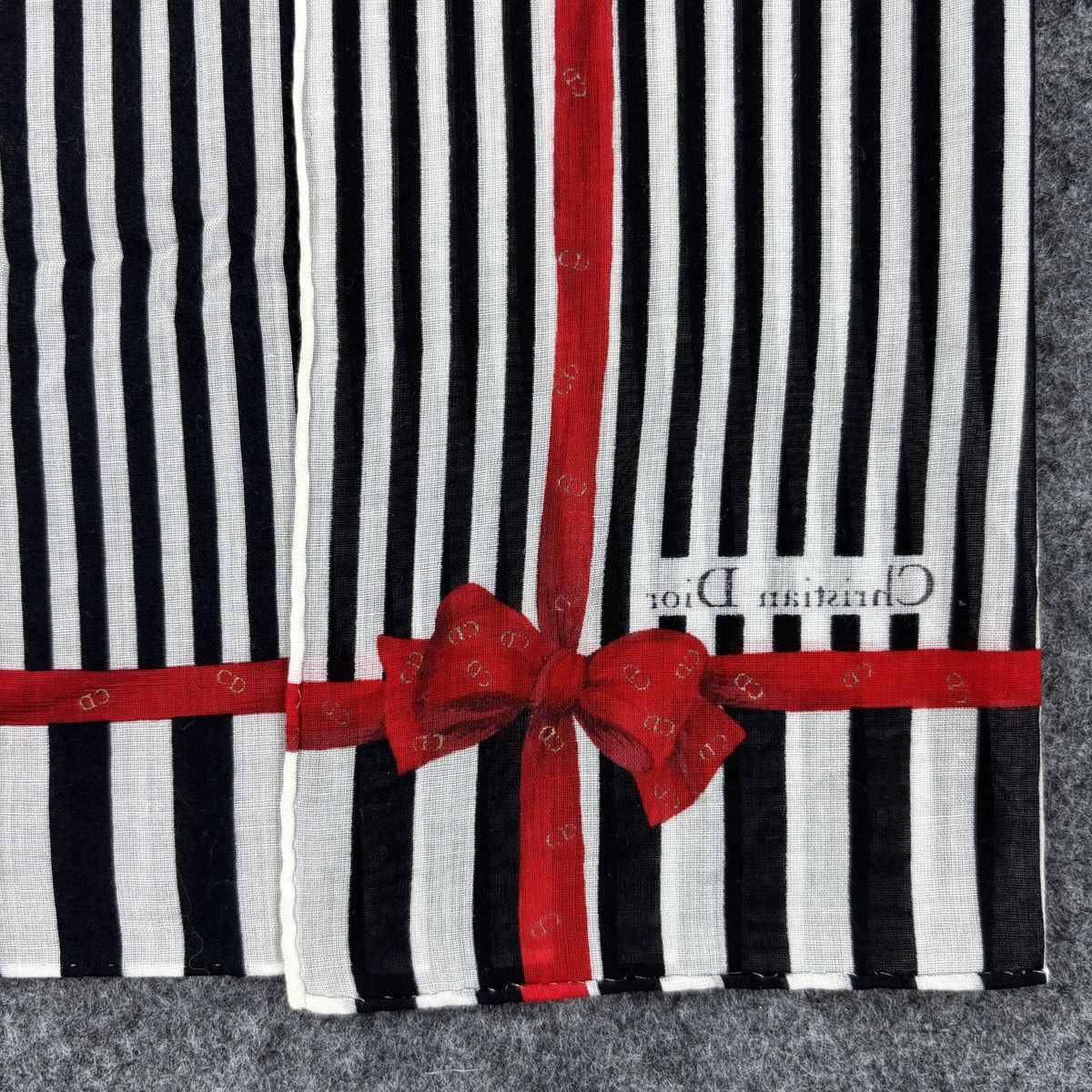 Christian Dior Monsieur × Vintage Handkerchief # E007 # Bandana # Neckerchief Size ONE SIZE - 5 Thumbnail