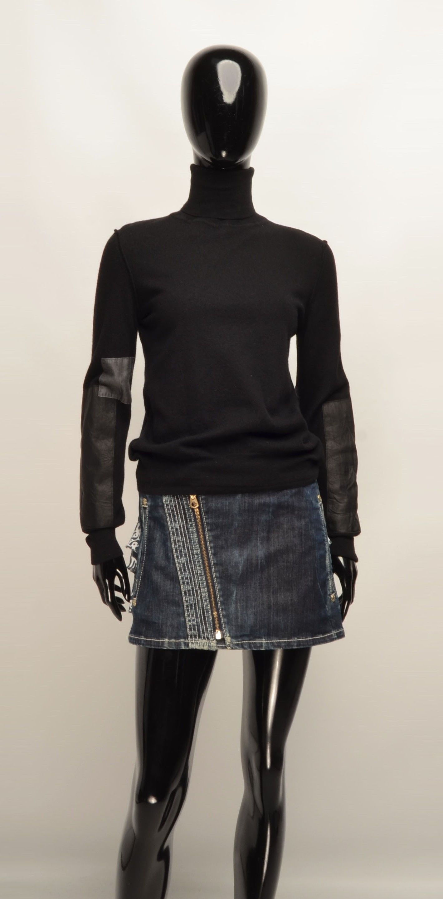 EACH x OTHER Each X Other Black Wool Leather Patchwork Turtleneck Jumper Size S / US 4 / IT 40 - 1 Thumbnail