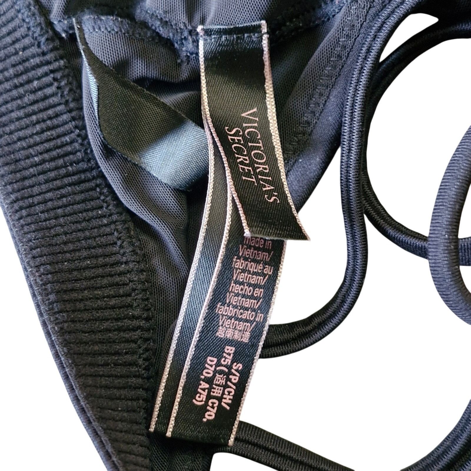 Victoria's Secret Victoria’s Secret Black Sports Bra Women’s Size S Crossback Size S / US 4 / IT 40 - 2 Thumbnail