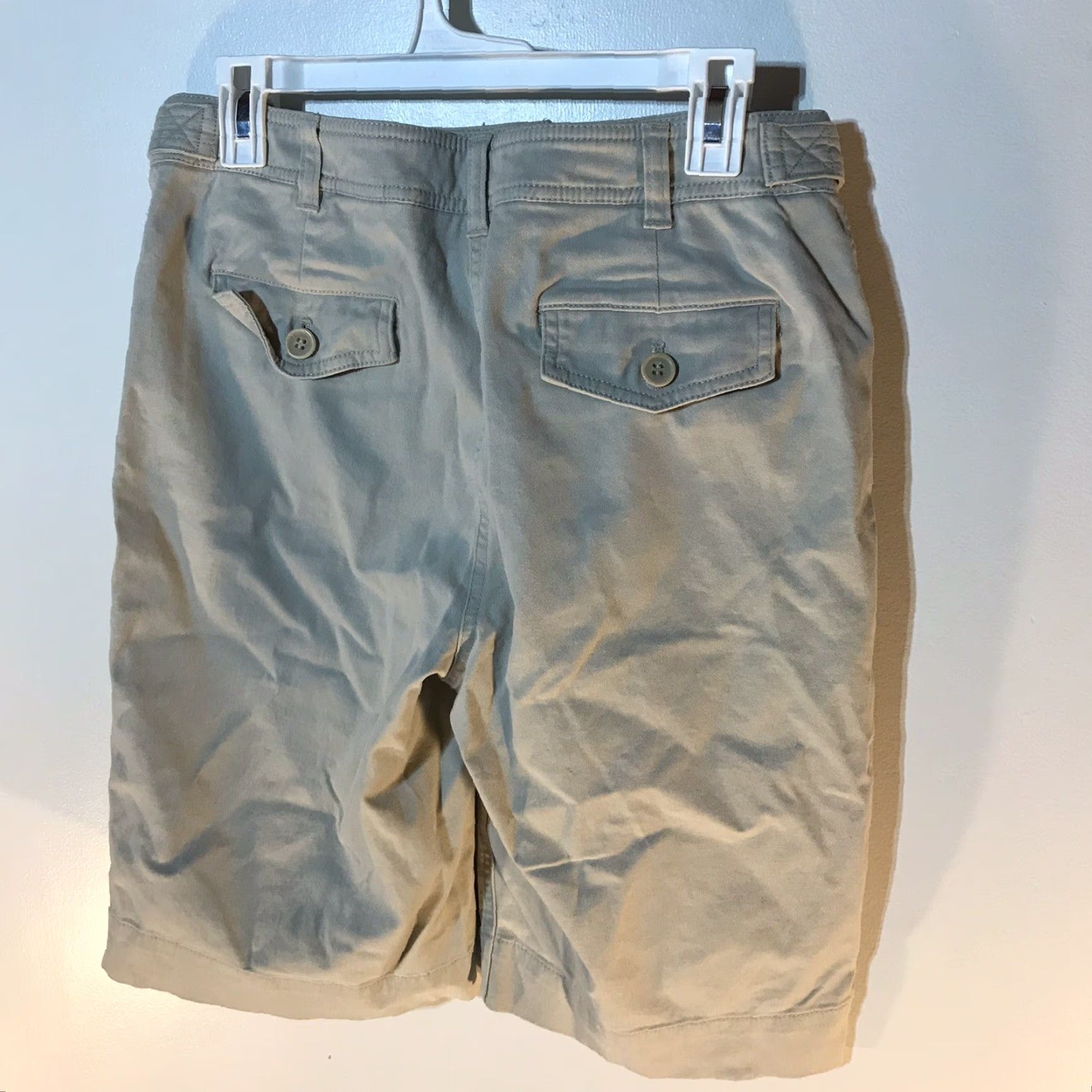 Jones New York Jones New York Women's Bermuda Shorts Size 10 Beige Stretch Casual Workwear Summer Size 32" / US 10 / IT 46 - 2 Thumbnail