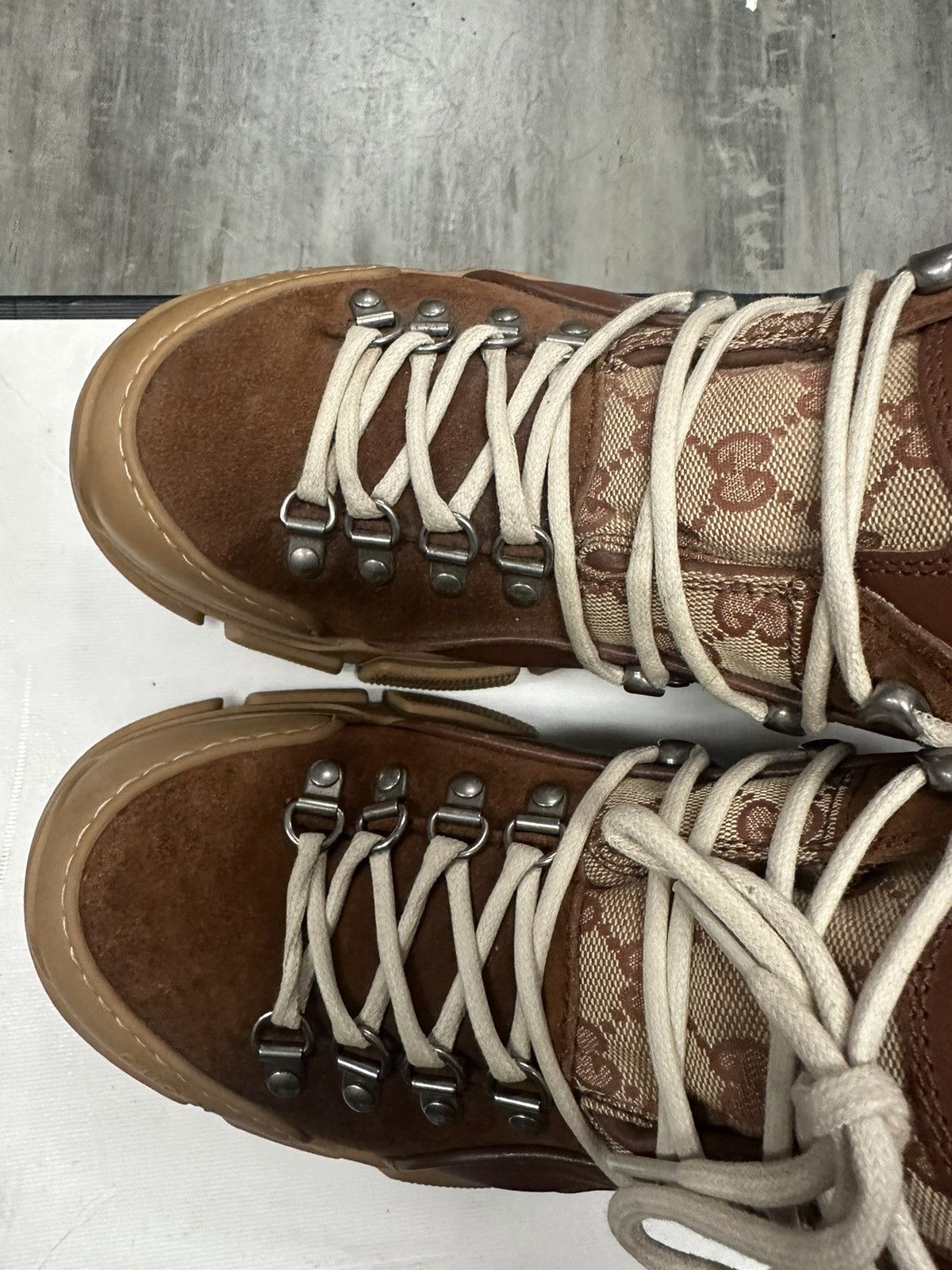 Gucci Gucci flashtrek pre owned men’s size 11 Size US 11 / EU 44 - 6 Thumbnail