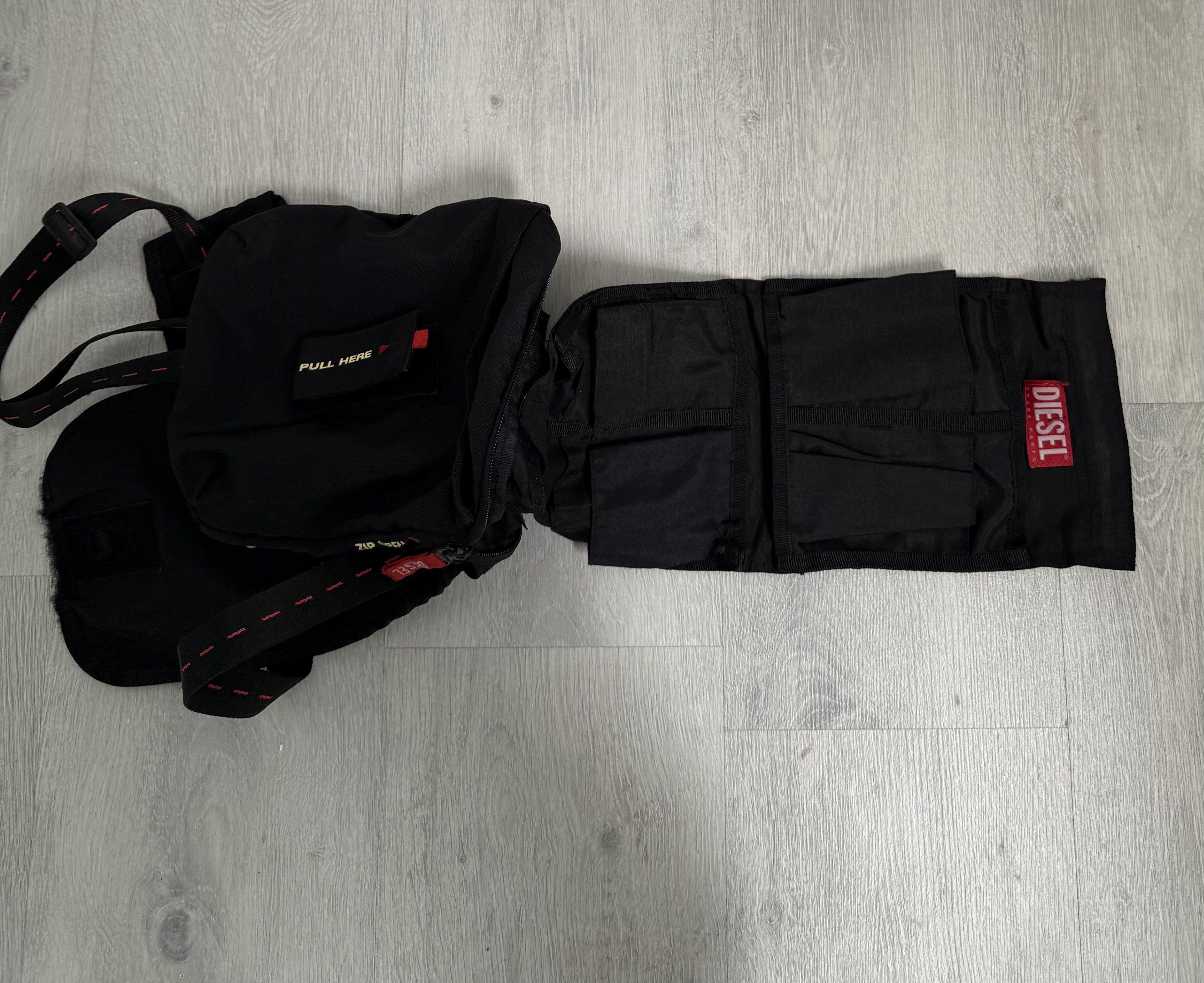 Diesel × Vintage RARE 2000s Diesel Dparat crossbody messenger bag Size ONE SIZE - 14 Thumbnail