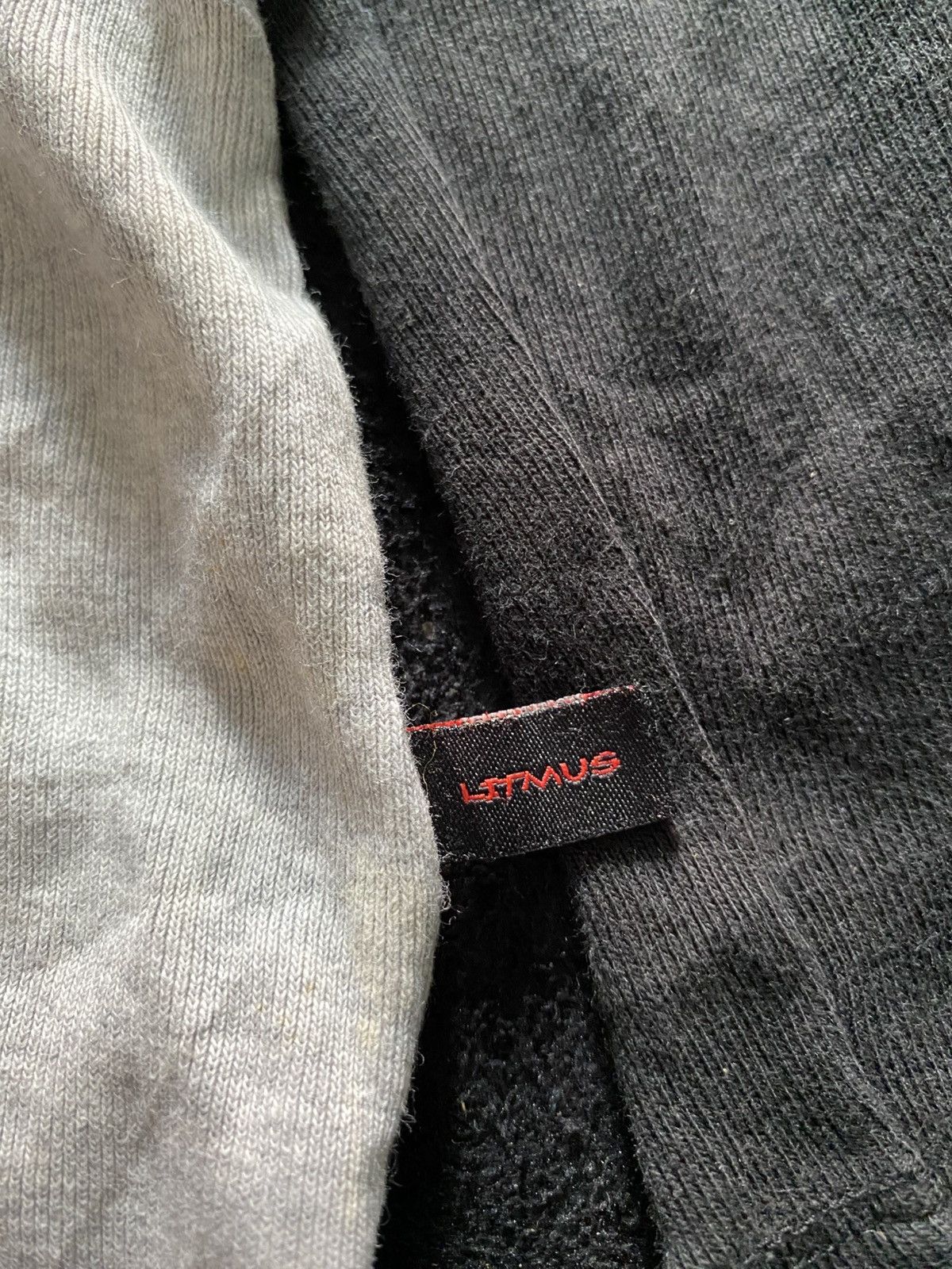 20471120 × Beauty Beast × Japanese Brand Litmus girls longsleeve tshirt Size US S / EU 44-46 / 1 - 4 Thumbnail