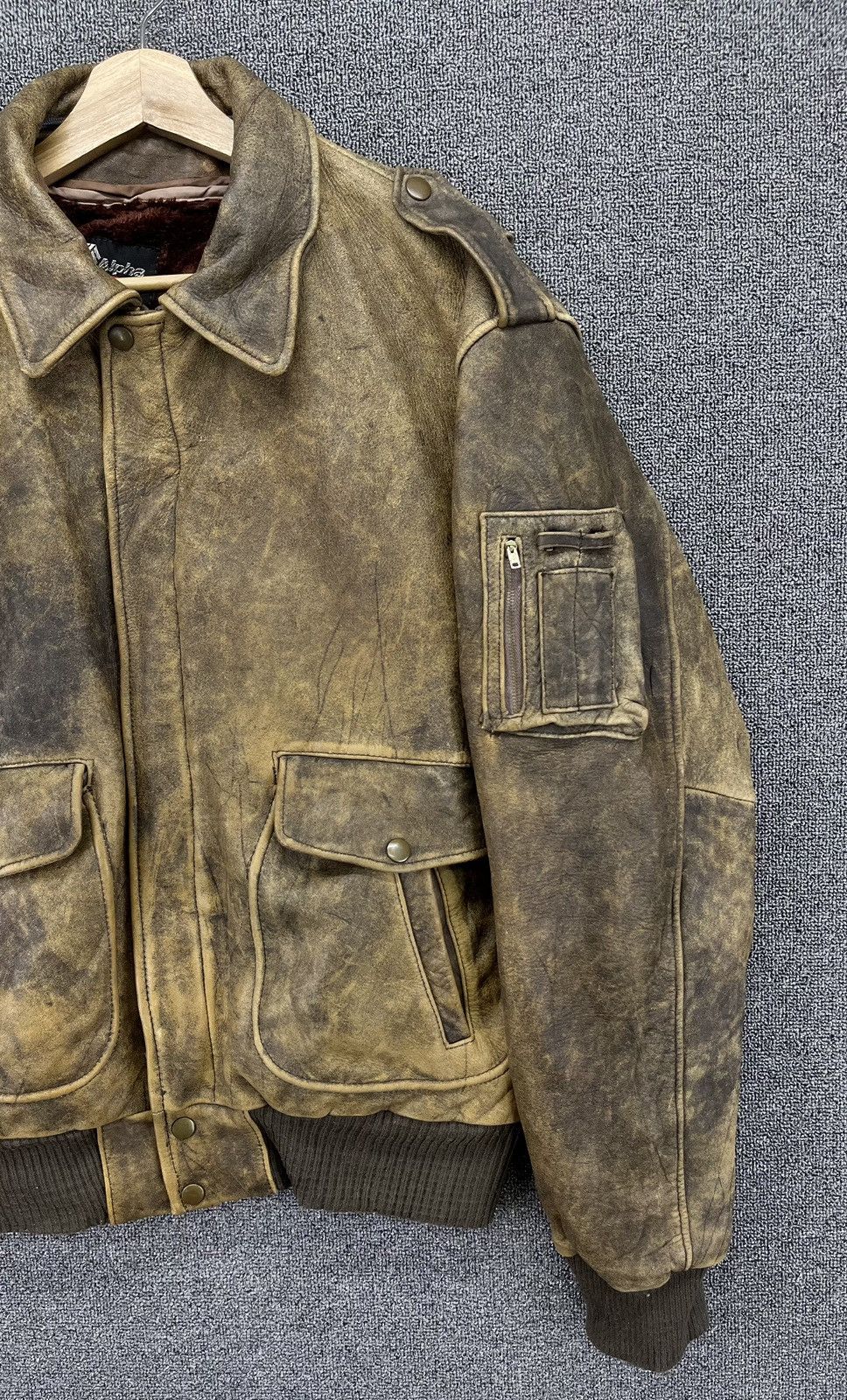 Alpha Industries × Vintage Vintage 90s Alpha Trashed Leather Jacket Size US M / EU 48-50 / 2 - 4 Thumbnail