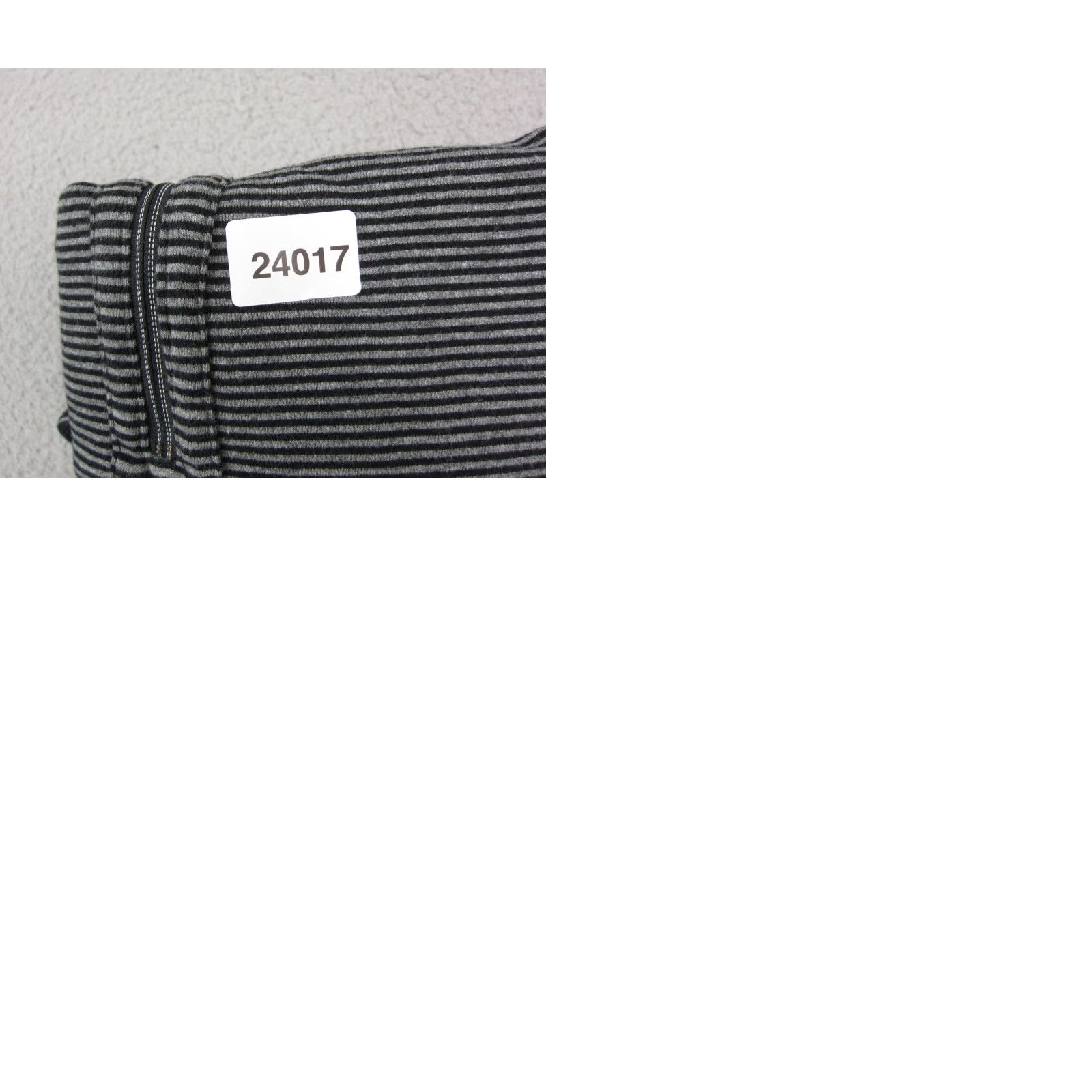 Tommy Bahama Tommy Bahama Sweatshirt Mens Adult Medium Black Striped Reversible 1/4 Zip Knit Mock Neck Pullover Zip Front Sweater 90s Theme Size US M / EU 48-50 / 2 - 10 Thumbnail