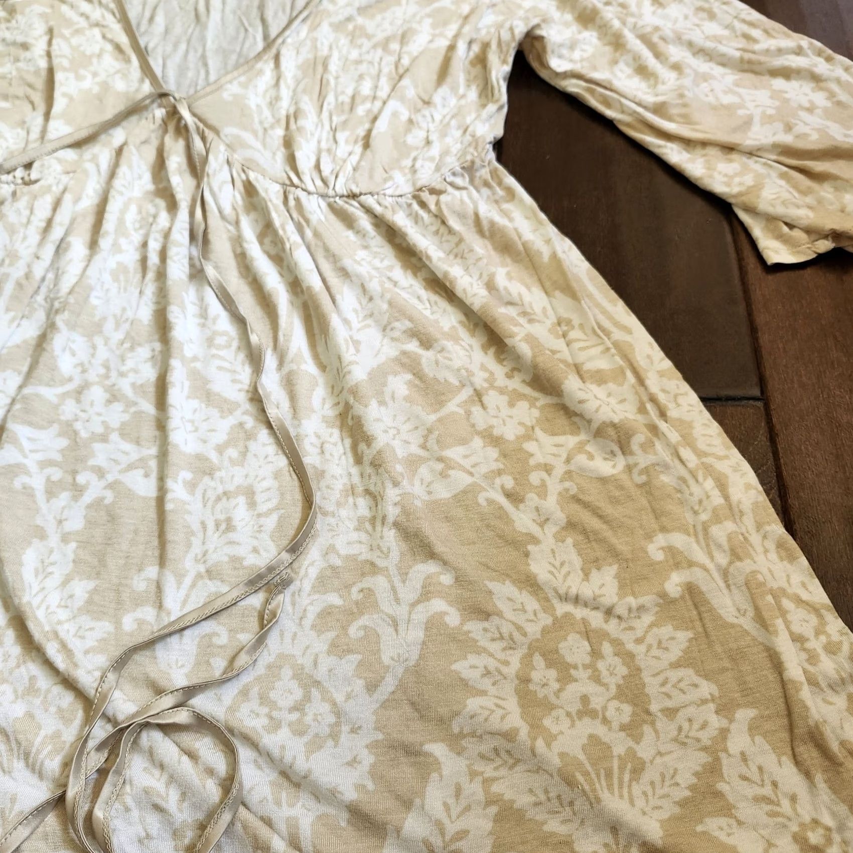 Express Express Blouse Womens L Beige Women Floral Sleeve Size Size L / US 10 / IT 46 - 6 Thumbnail