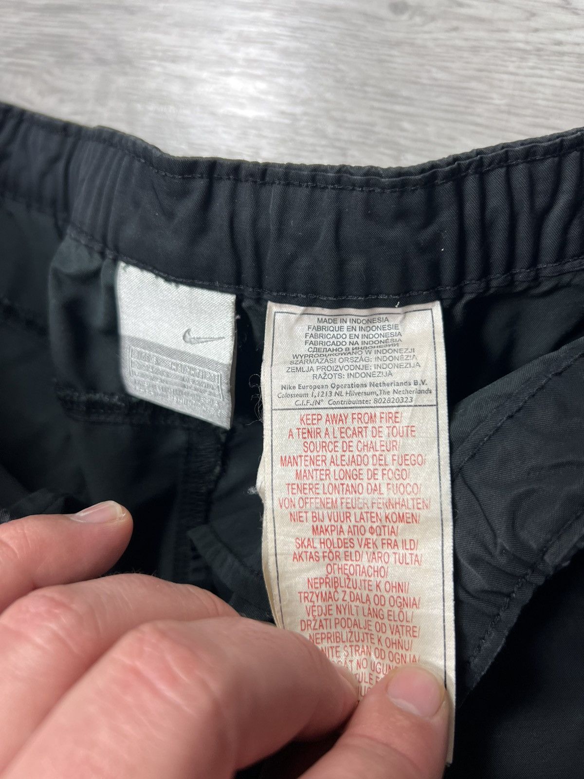 Nike Vintage Nike Athletic Nylon Track Pants Women’s Sweatpants Size 26" / US 2 / IT 38 - 18 Thumbnail