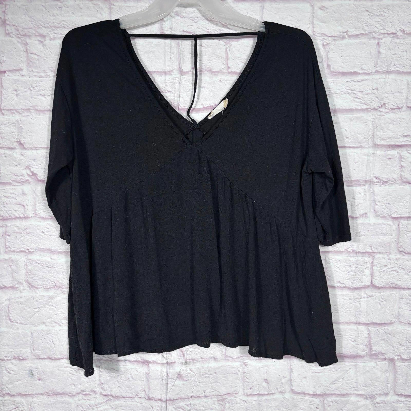 Other Altar'd State Women's Black V-Neck Top Medium Size M / US 6-8 / IT 42-44 - 1 Thumbnail
