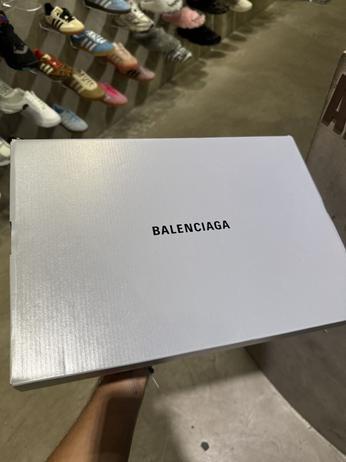 Balenciaga Balenciaga Monday Shoe Light Grey Size US 11 / EU 44 - 13 Thumbnail
