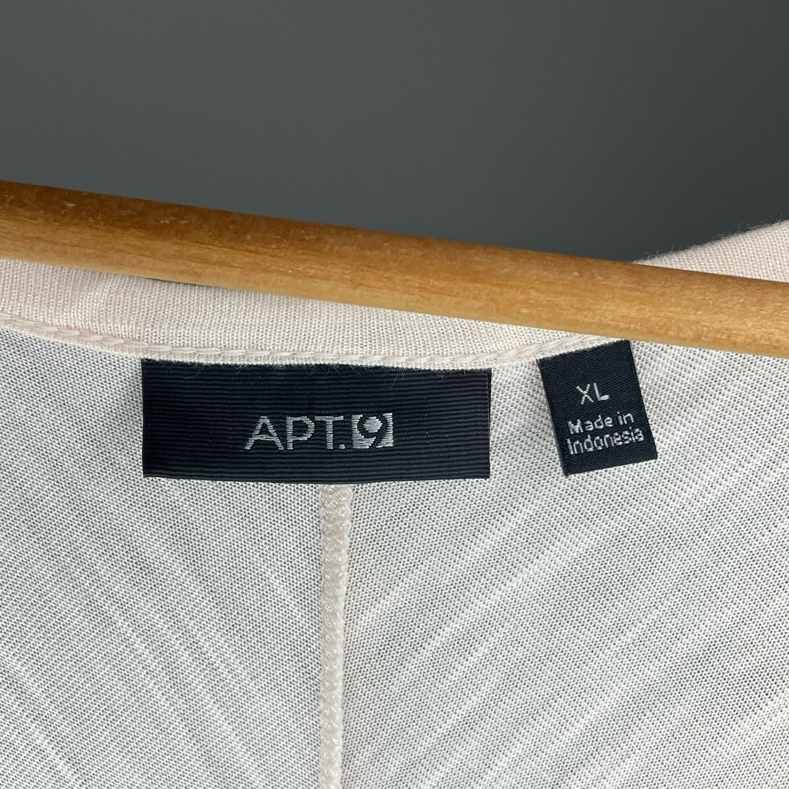 Apt. 9 NWOT Apt. 9 Knit Rayon Top Size XL / US 12-14 / IT 48-50 - 2 Thumbnail