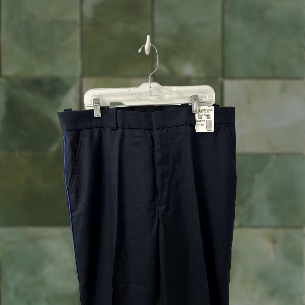 Vintage VINTAGE Horace Small Work Pants Mens 38x30 Navy Blue Wool Polyester Uniform NWT Blue Pants Mens 38x30 NWT Size US 38 / EU 54 - 1 Thumbnail