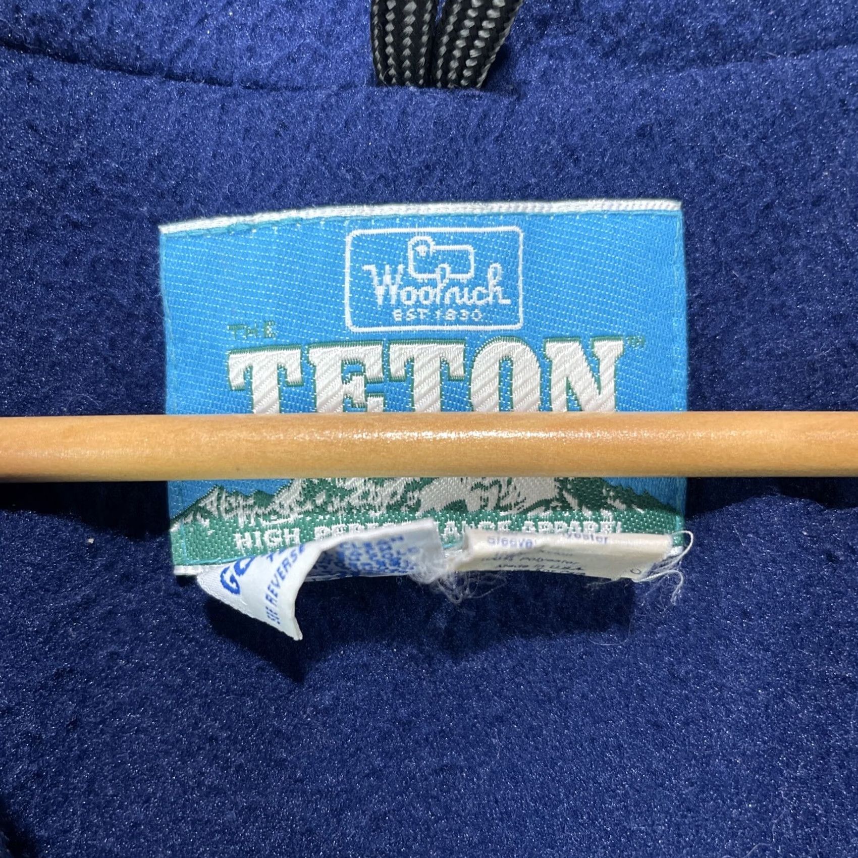Vintage VINTAGE Woolrich Jacket Mens Large Blue Windbreaker Teton Gore Tex Hooded Zip Size US L / EU 52-54 / 3 - 3 Thumbnail