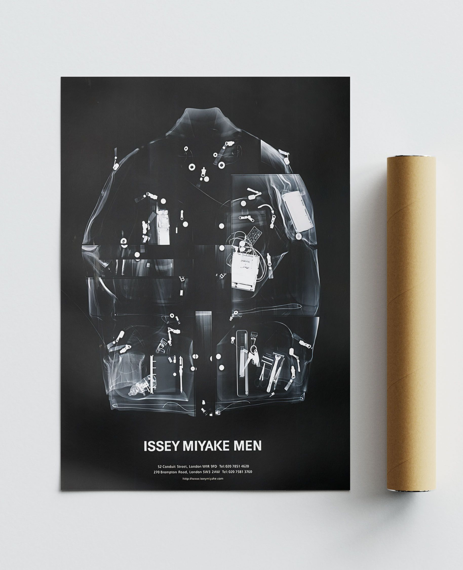 Issey Miyake Issey Miyake 1997 Poster Print Gift Vintage Archive Size ONE SIZE - 2 Thumbnail