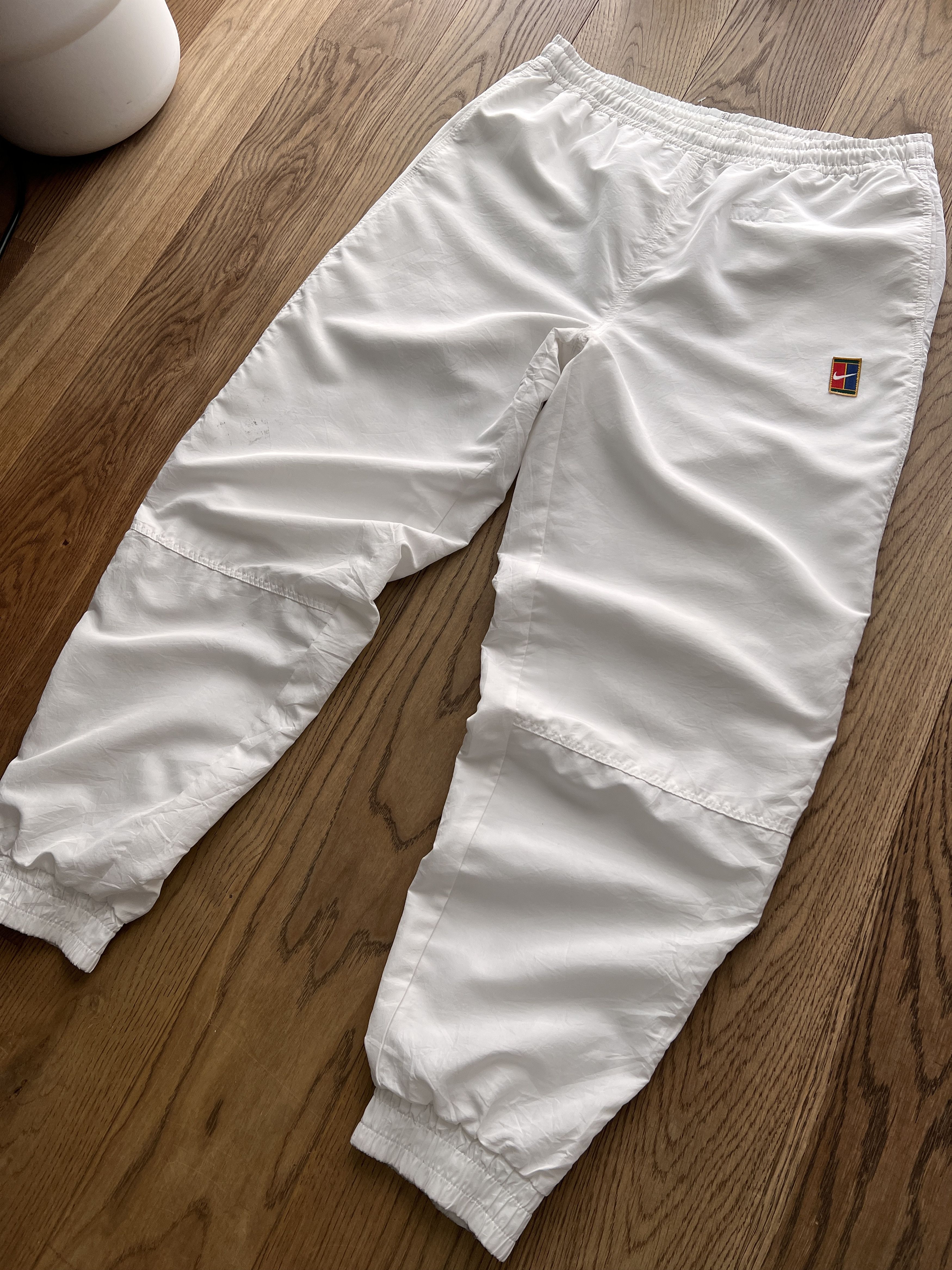 Nike Archive 80s! Nike Court vintage nylon track pants tennis Size US 32 / EU 48 - 12 Thumbnail